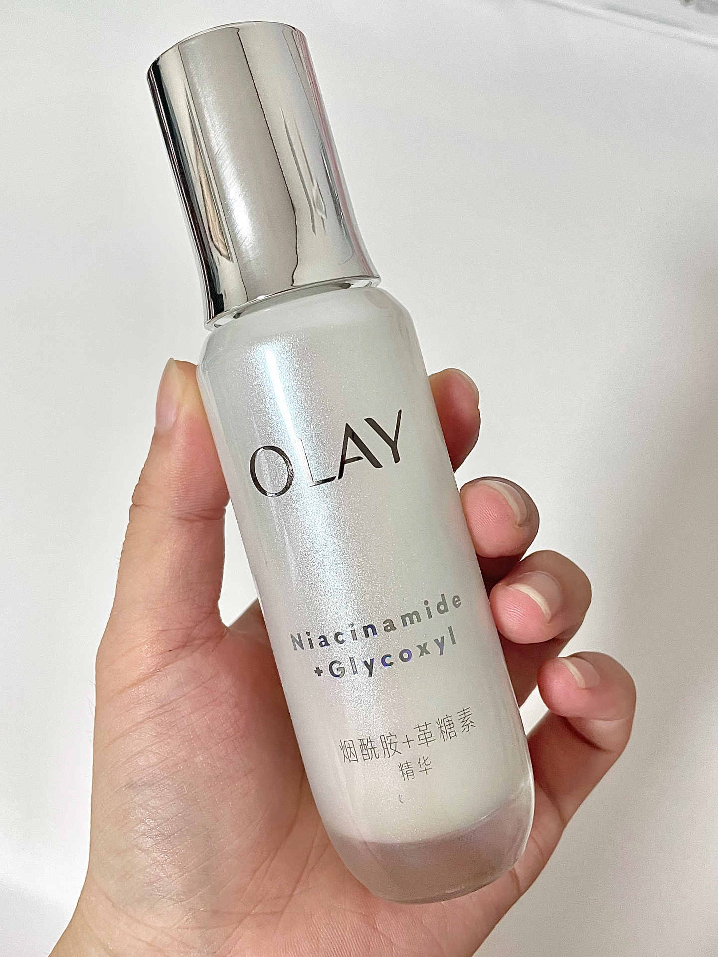 但是第一次用要先建立耐受
不然会有点刺激
#olay抗糖小白瓶 #olay超