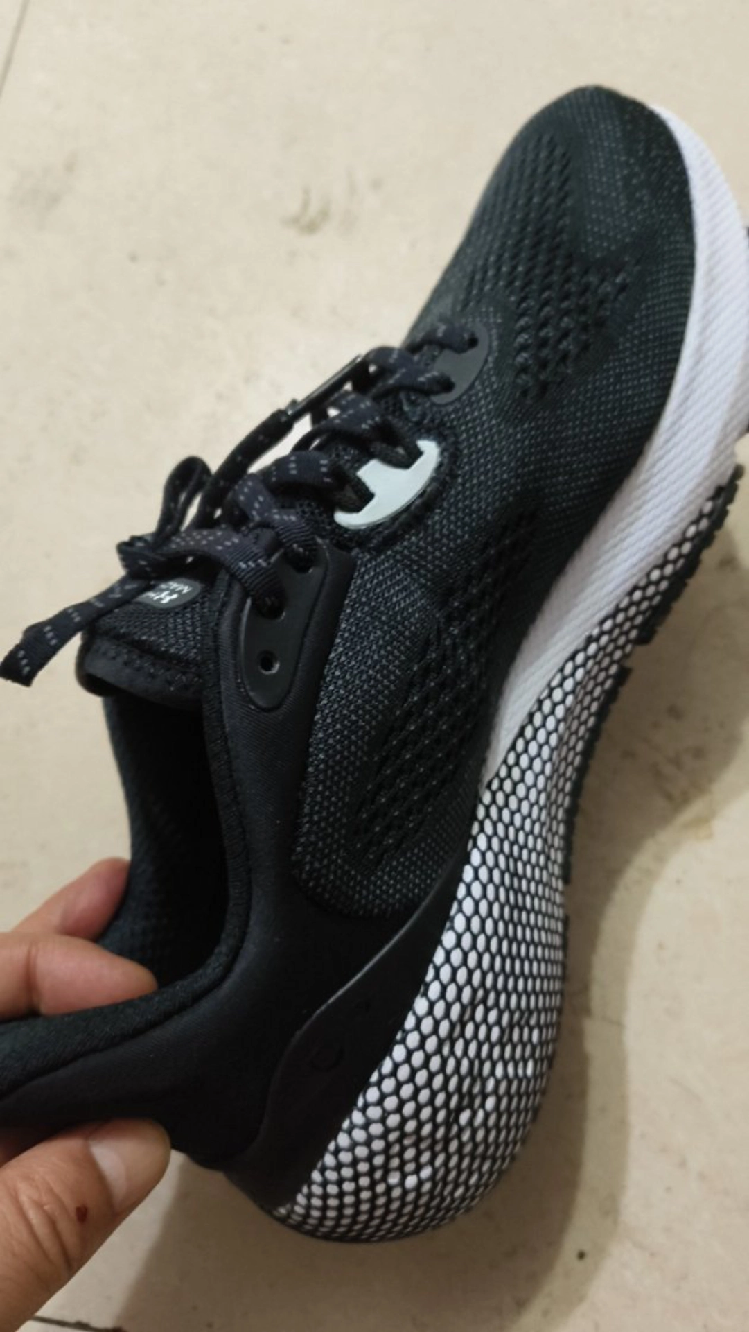 custom review-Under Armour HOVR Machina 3 Амортизация и Дышащая Низкая Обувь для Беговых Дистанций Мужская Черная