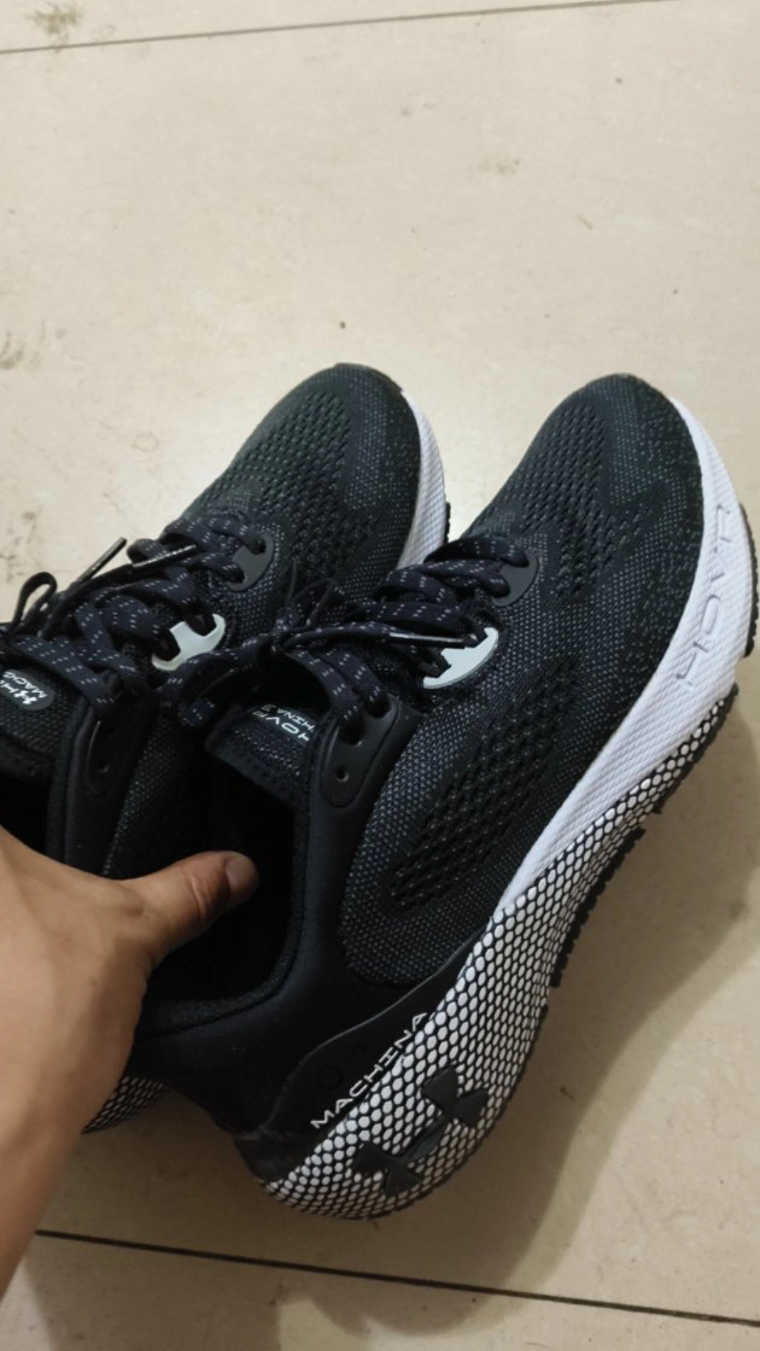 custom review-Under Armour HOVR Machina 3 Амортизация и Дышащая Низкая Обувь для Беговых Дистанций Мужская Черная