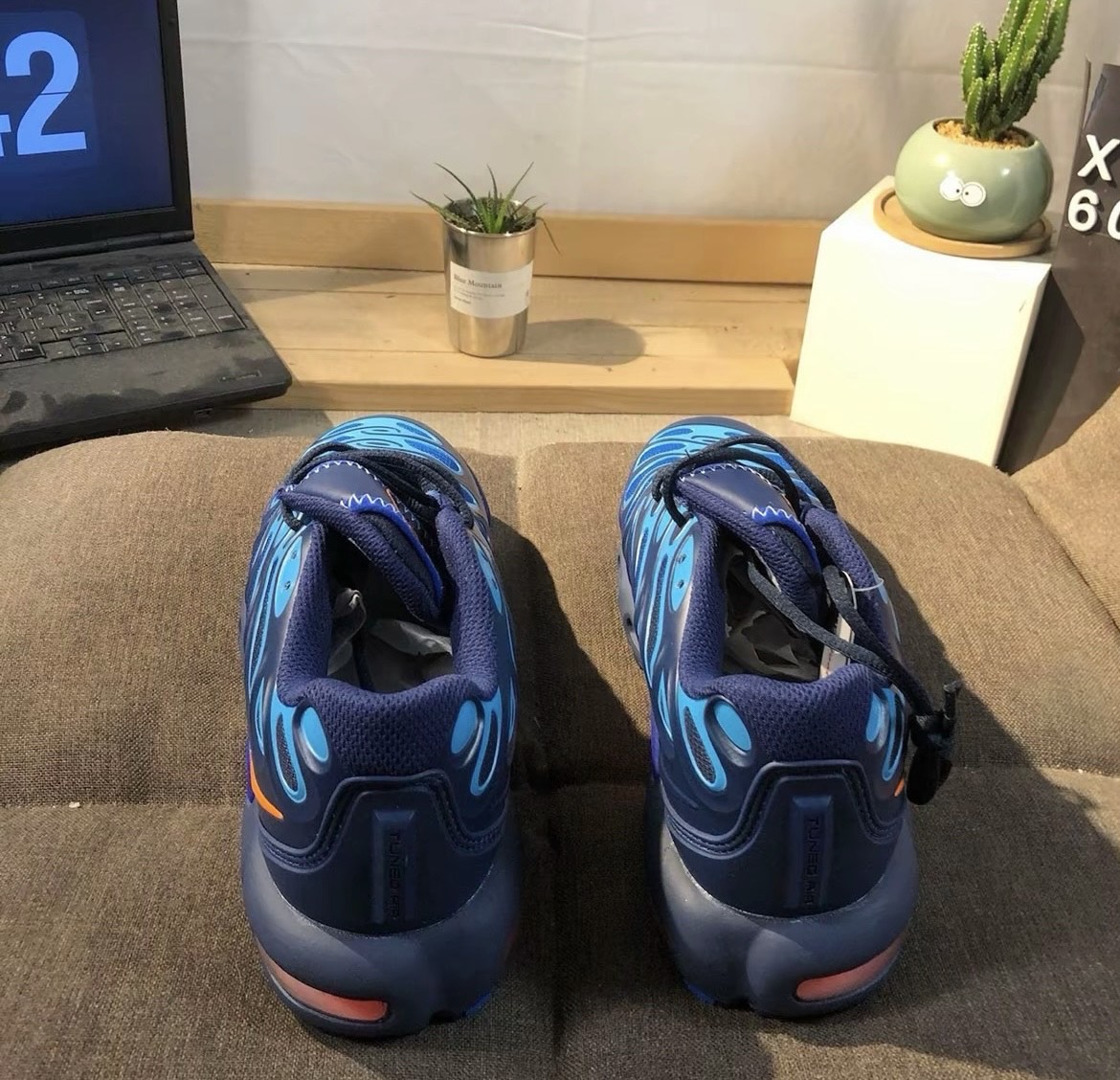 custom review-Nike Air Max Plus Low Топ Беговые кроссовки Мужские Черные Синие Оранжевые