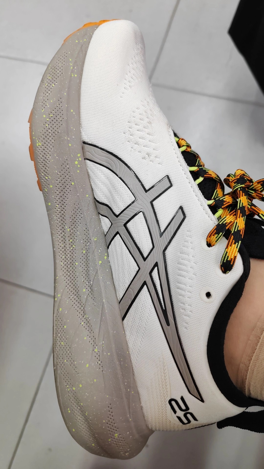 custom review-Asics Gel Nimbus 25 Low Top Мужские Беговые Кроссовки для Марафона Бежевые