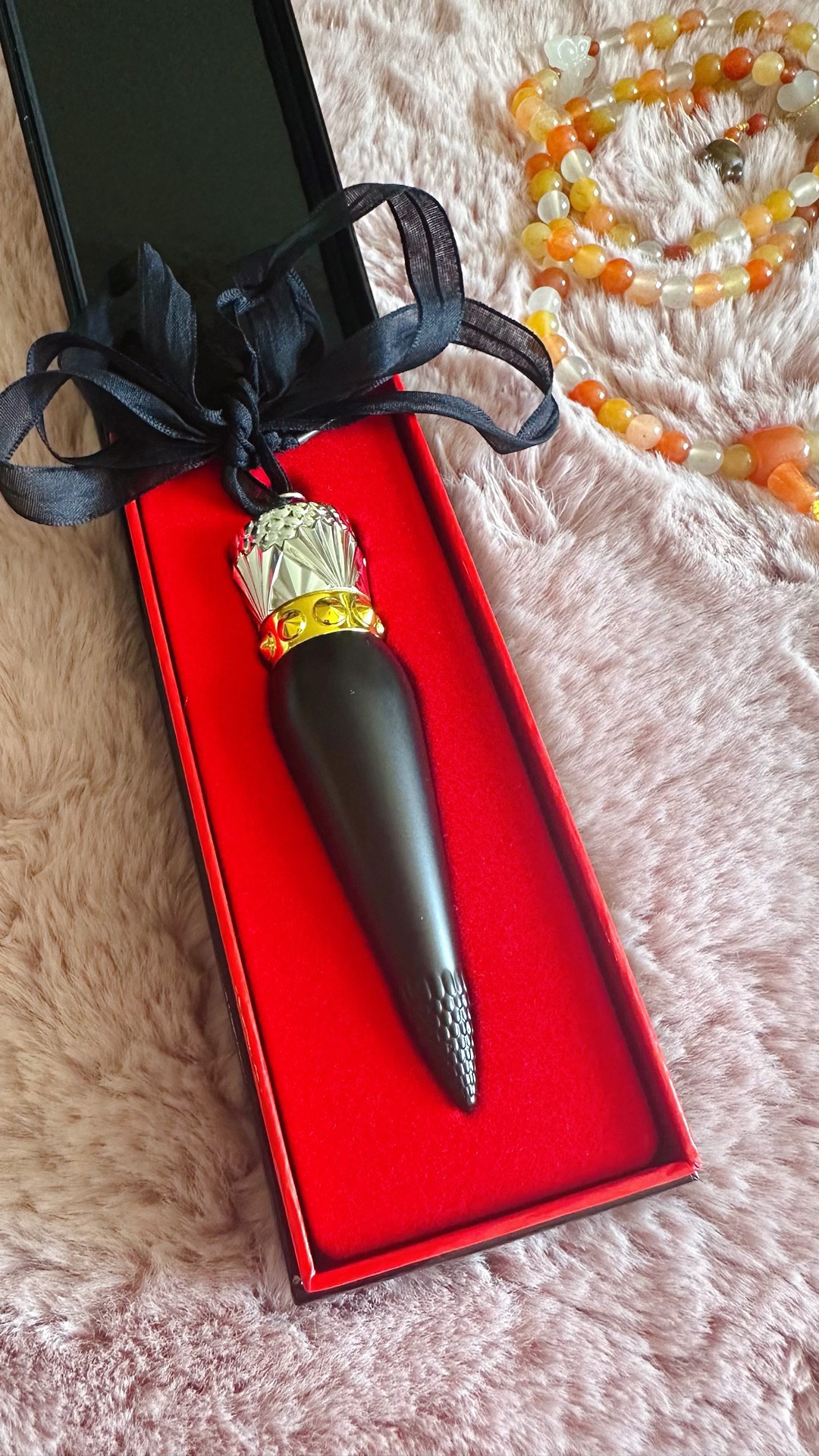 cl萝卜丁口红 christian loubou