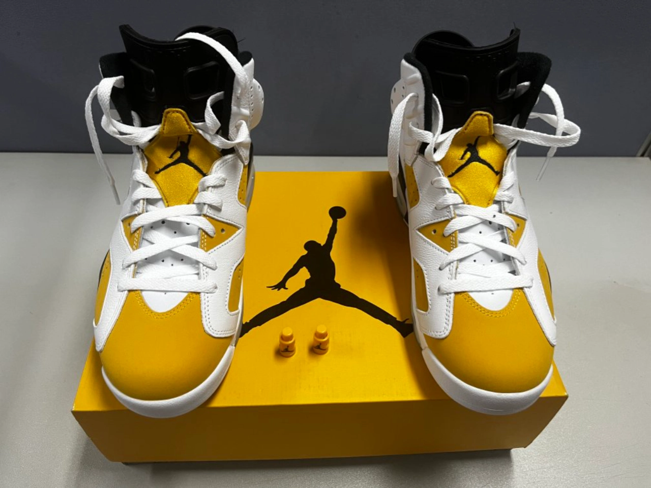 custom review-Jordan Air Jordan 6 'Желтый охристый' MID Топ Винтажные баскетбольные кроссовки Мужской Белый желтый