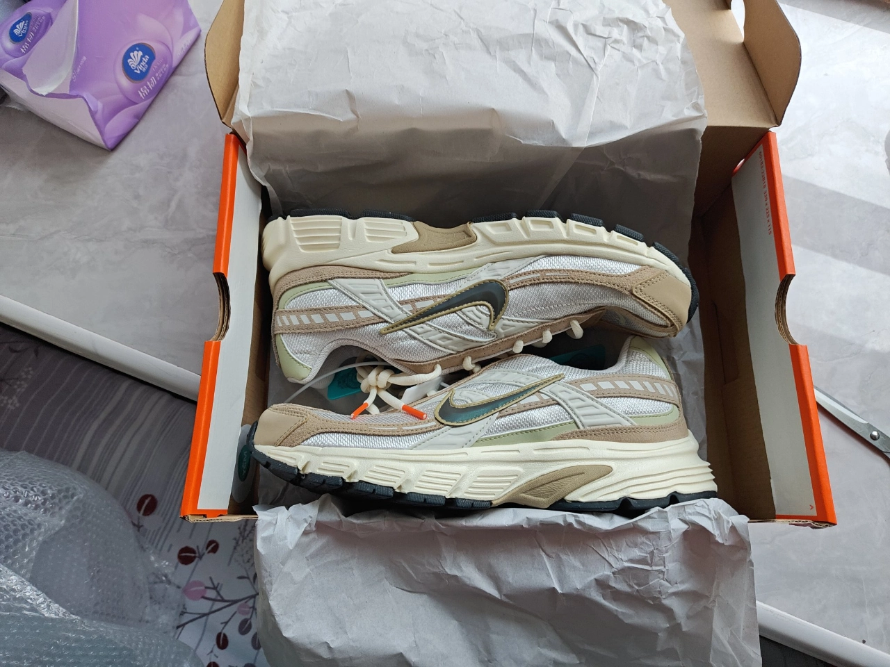 custom review-Nike Initiator Амортизация Дышащий Поддерживающий Низкий Топ Повседневный Городской Коммутирование Беговые кроссовки Мужской Белый-коричневый