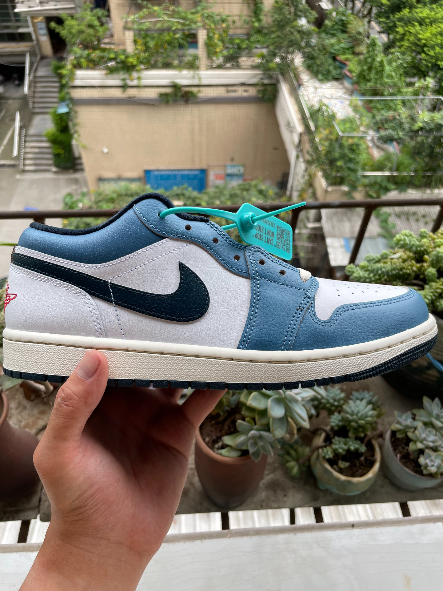 custom review-Jordan Air Jordan 1 Устойчивые к истиранию Низкие Баскетбольные кроссовки Мужские Далекий Небесный Синий