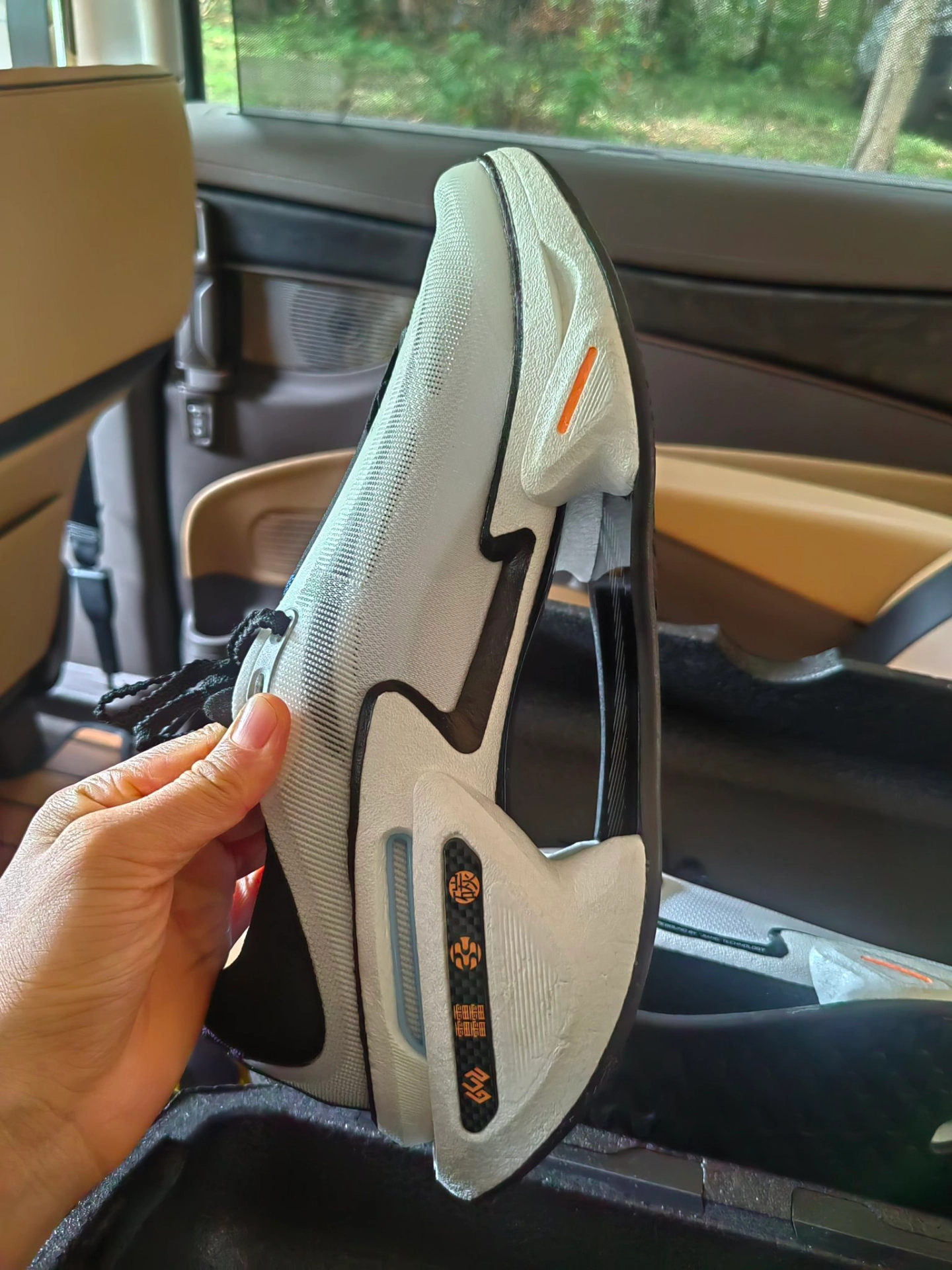 custom review-Лайнер Shadow 3,0 Low Top CloudTec Бег на длинные дистанции Спринт Беговые кроссовки Унисекс Черный Белый