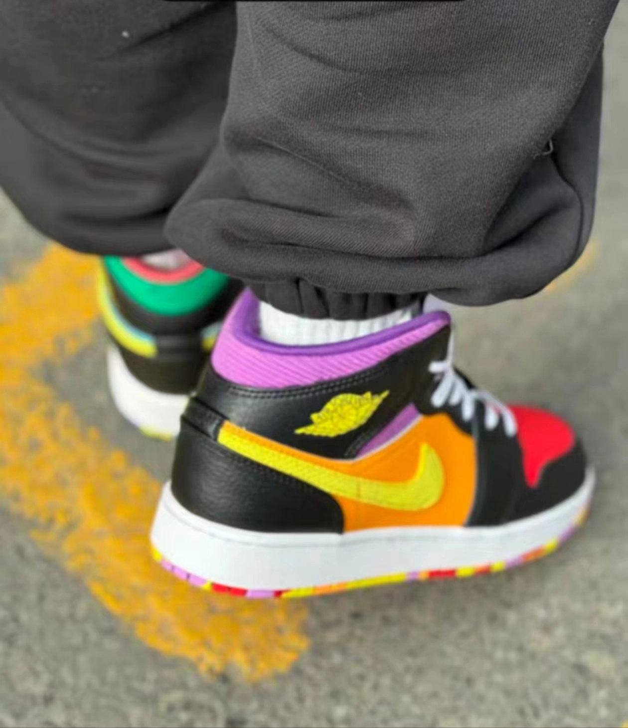 custom review-Jordan Air Jordan 1 MID Противоскользящие Устойчивые к истиранию MID Топ Детские Баскетбольные кроссовки