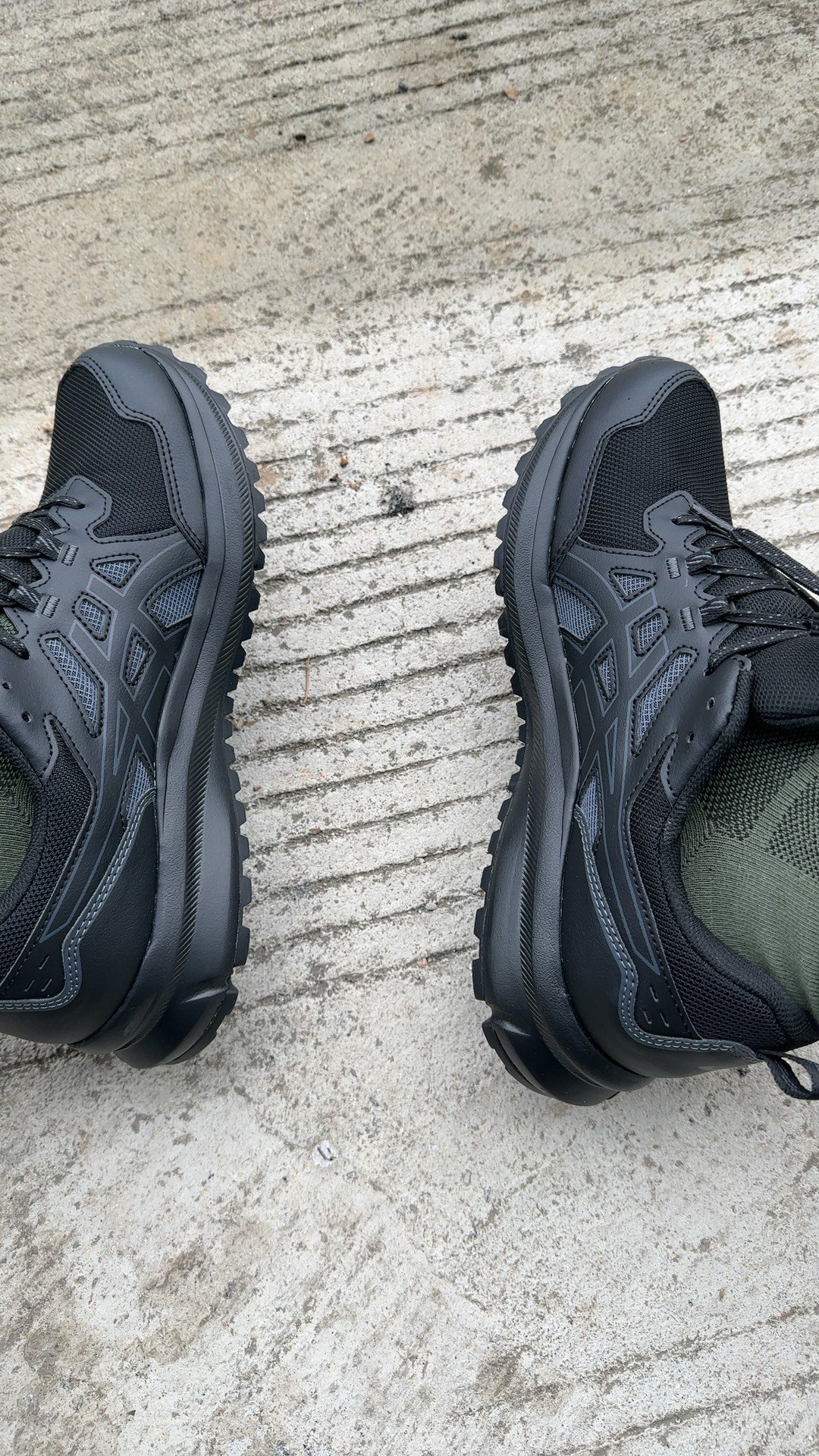 custom review-Asics Trail Scout Низкие Кроссовки для Беговых Тренировок на Треке Мужские Черные