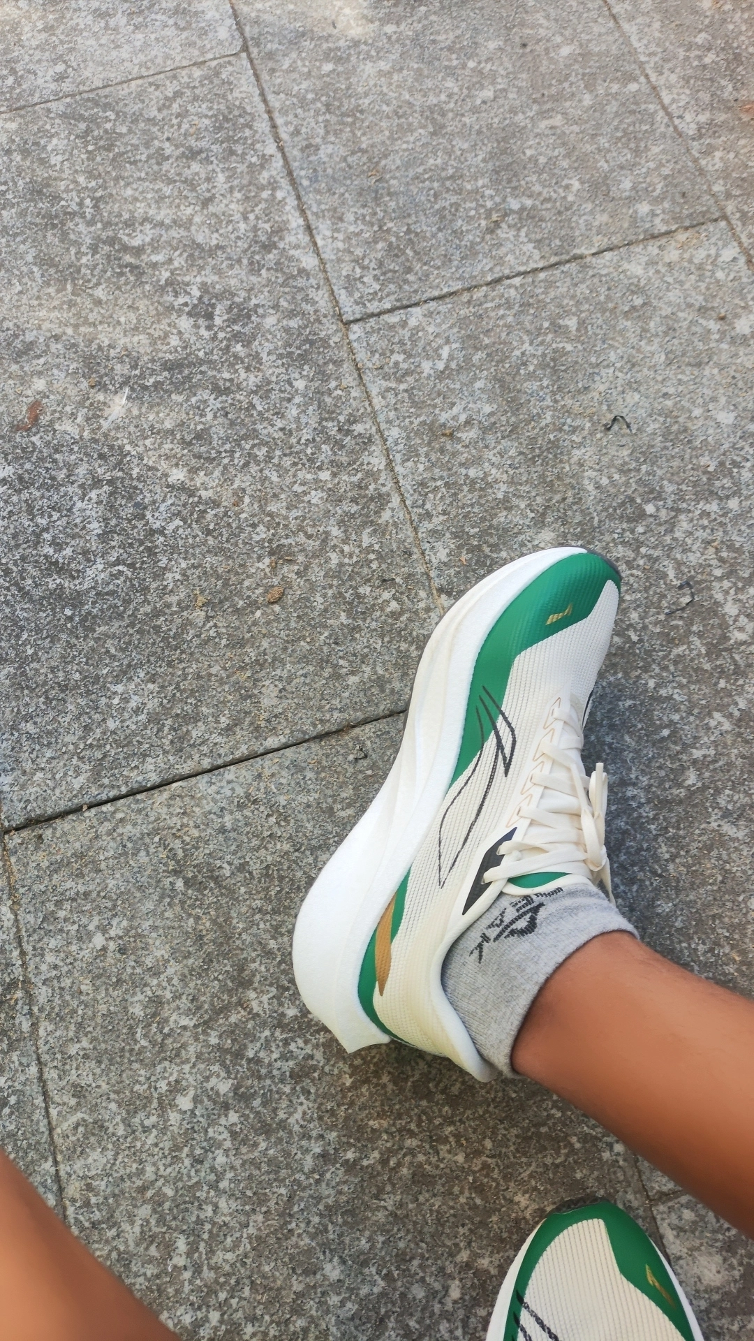 custom review-Feidian 4 Challenger Беговые кроссовки Низкий топ Экрю Каменный зеленый Мужской