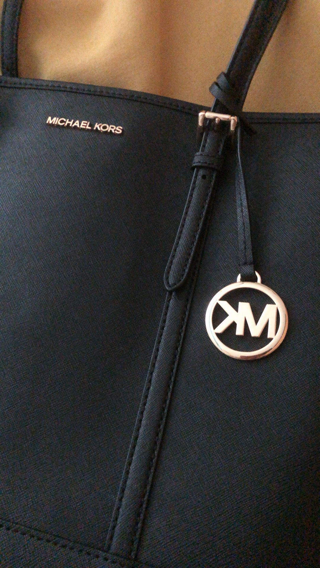 custom review-MICHAEL KORS Jet SetJet Набор Путешествие Коровья кожа Тоут Сумка Сумка для покупок Сумка на плечо Большая Женская Черная