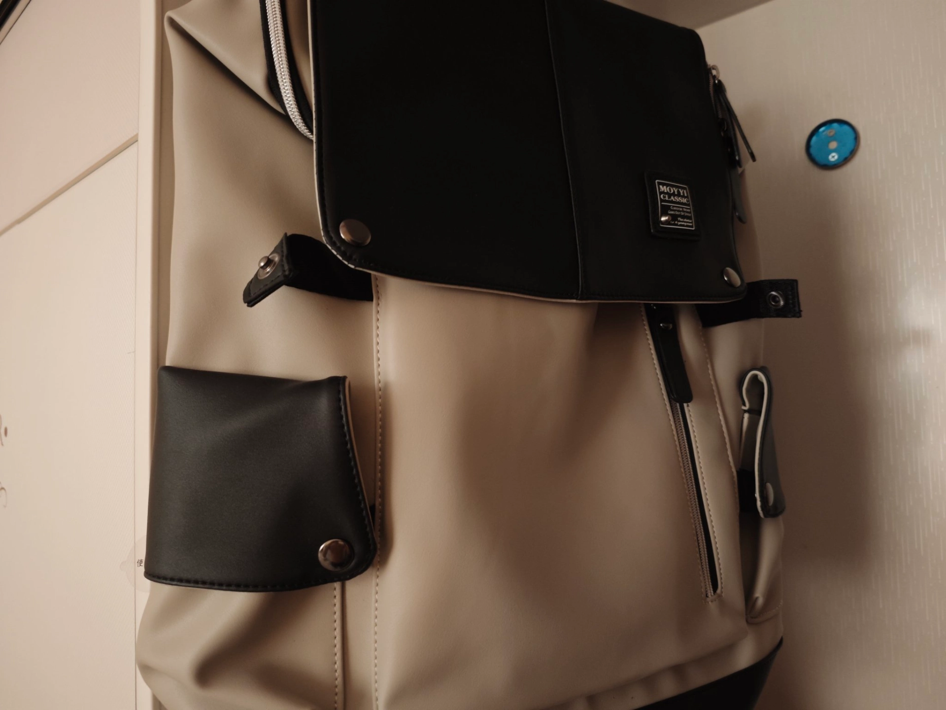 custom review-MOYYI ПВХ Кожа Мужской Рюкзак Студенческий Рюкзак Большой Унисекс Черный Белый