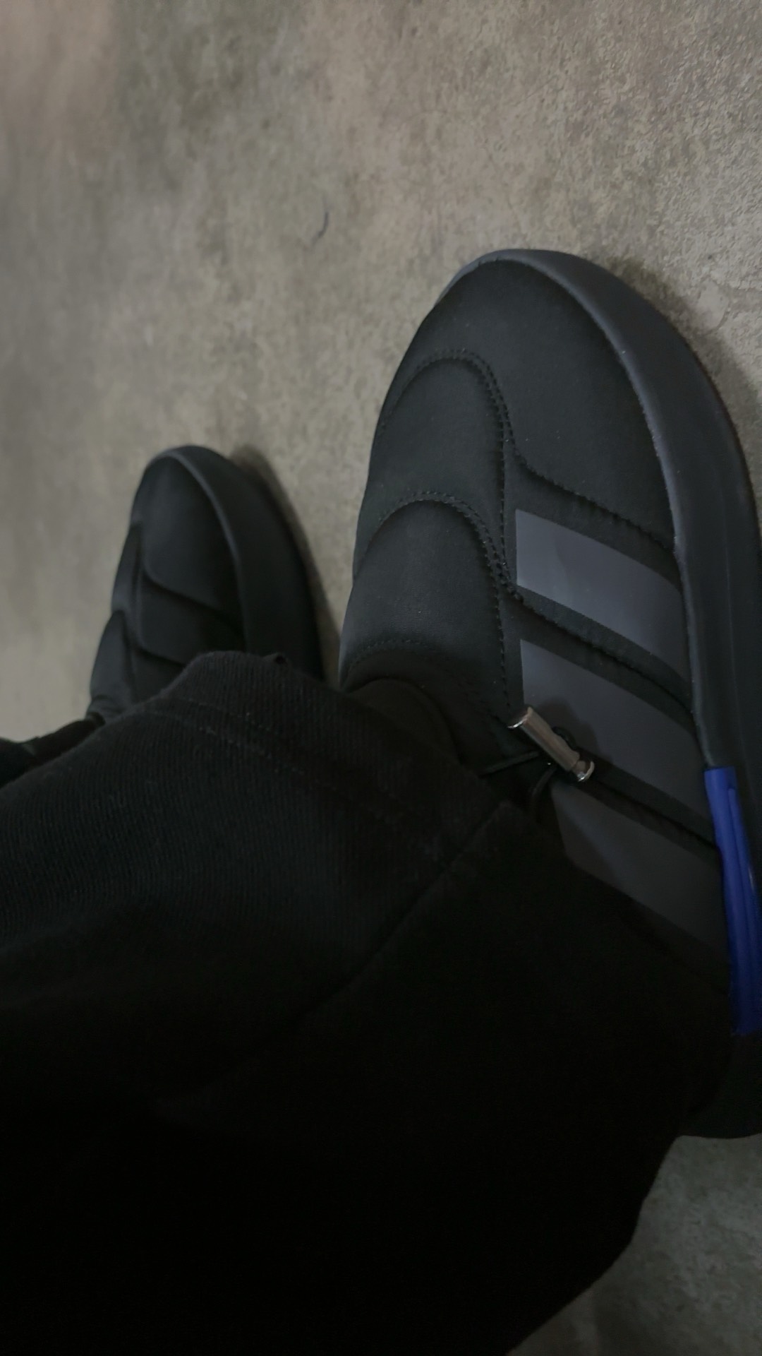 custom review-Adidas Adipuff Термостойкий Устойчивый к истиранию Против скольжения Короткие Снежные ботинки Унисекс Черный