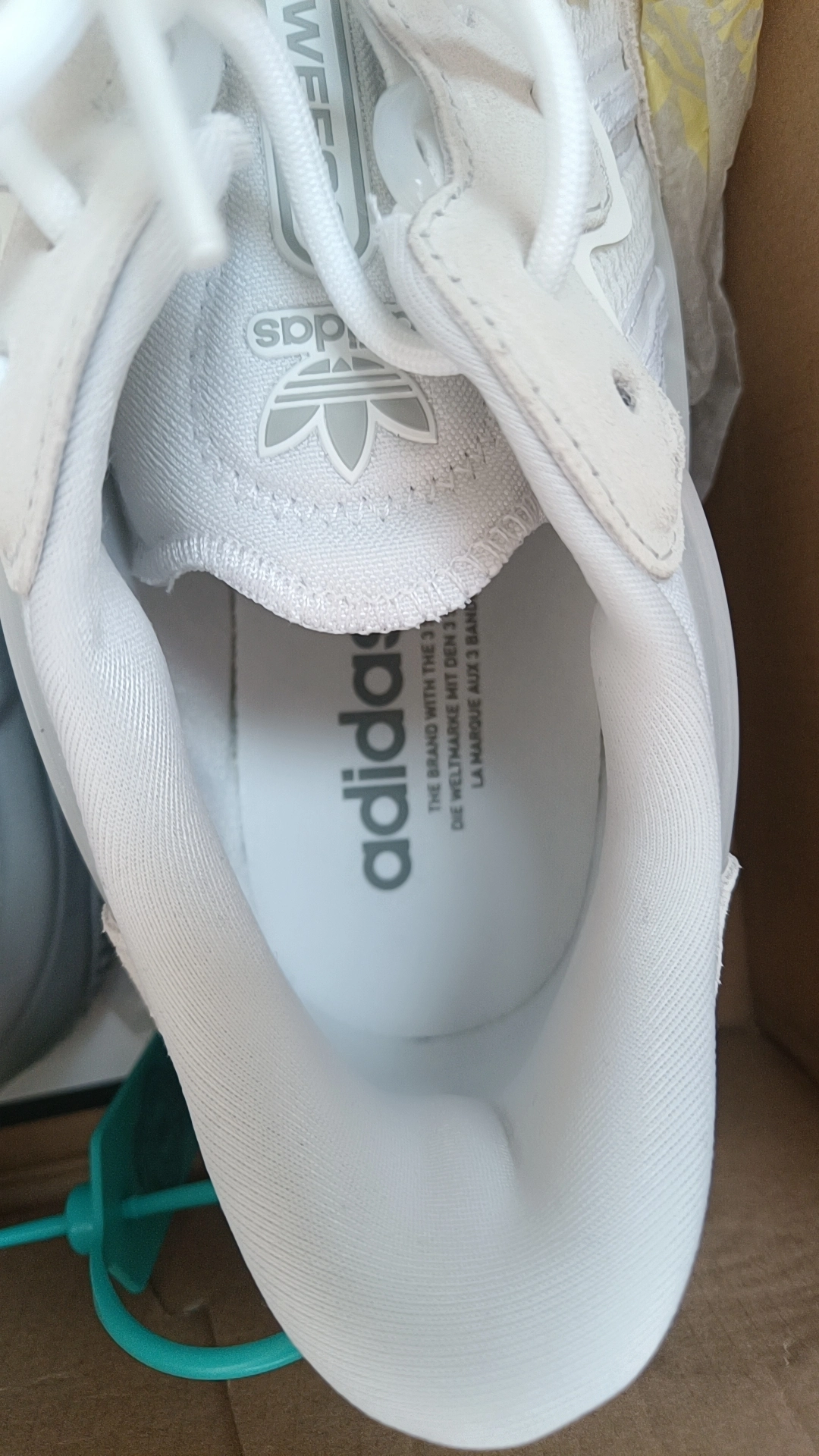 custom review-Adidas Originals Ozweego Slip-resistant Low Top Повседневная обувь Унисекс Серый Белый