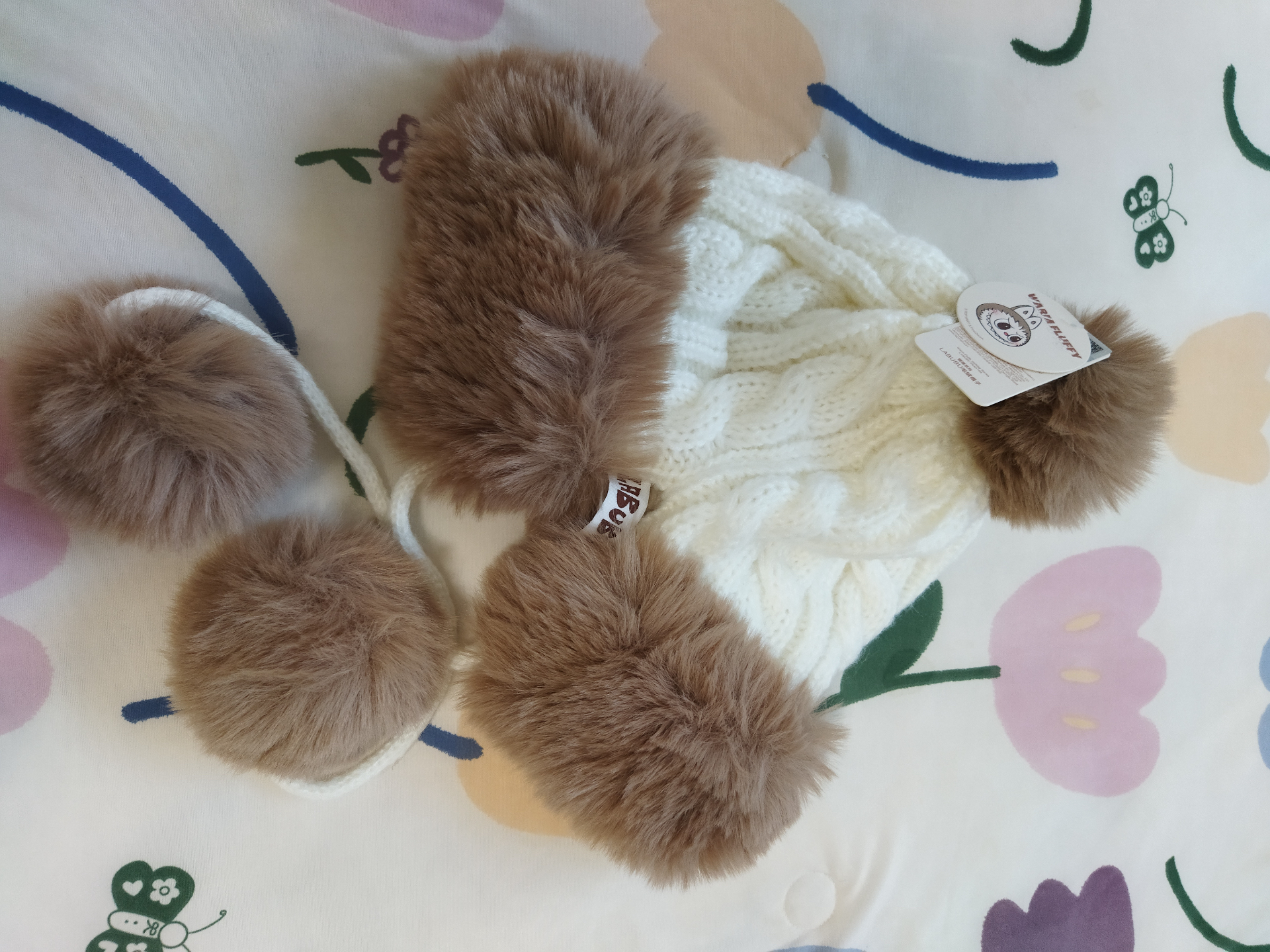 custom review-POP MART LABUBU Warm Fluffy Holiday Плюшевая Шляпа Трендовый Мерч