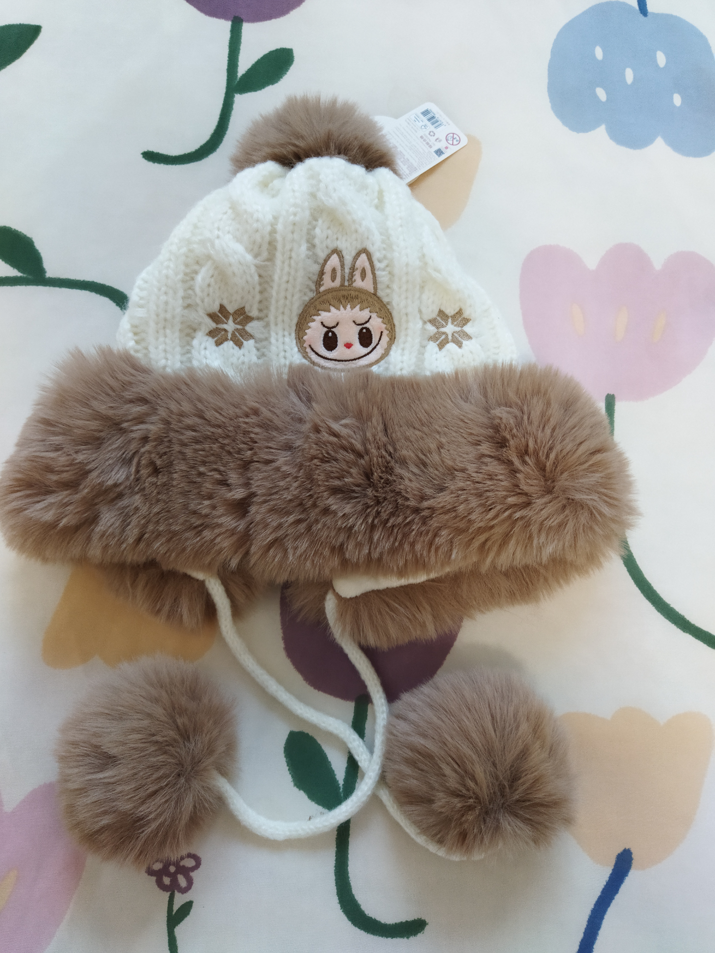 custom review-POP MART LABUBU Warm Fluffy Holiday Плюшевая Шляпа Трендовый Мерч