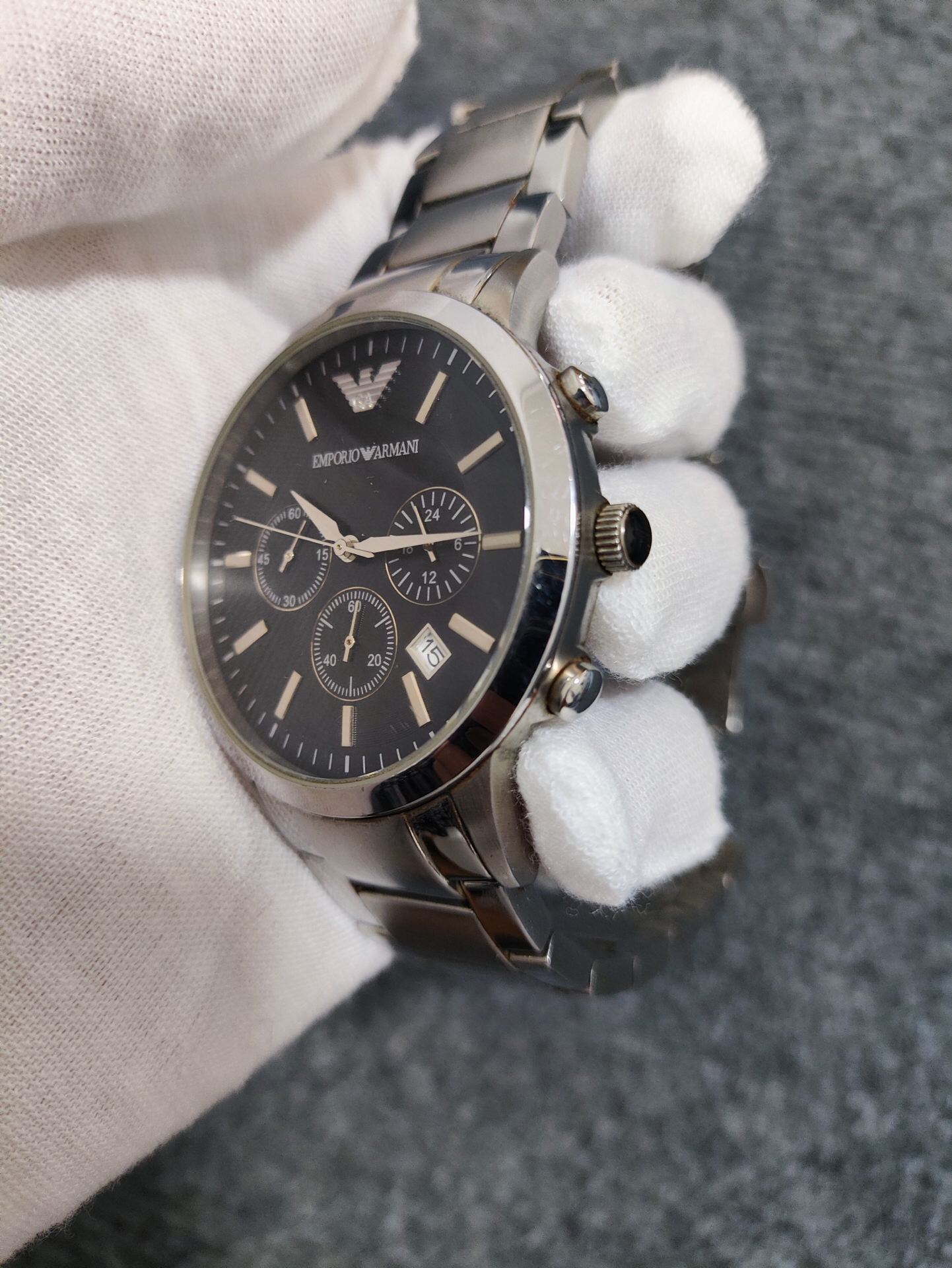 阿玛尼表,职场的"腕"间利器!