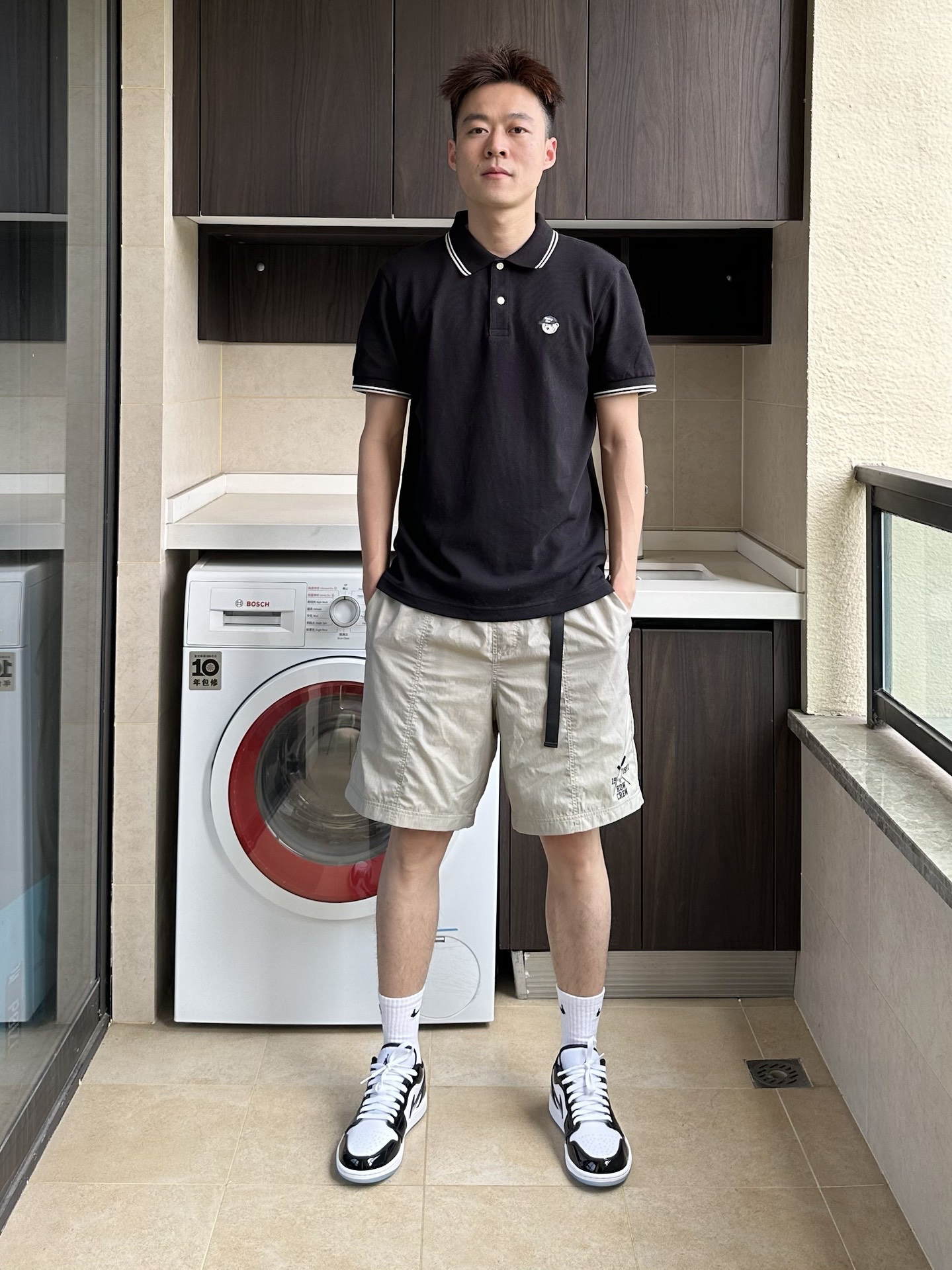 polo配短裤,水手袜配低帮aj1,男孩子既舒适又不挑人的穿衣组合!