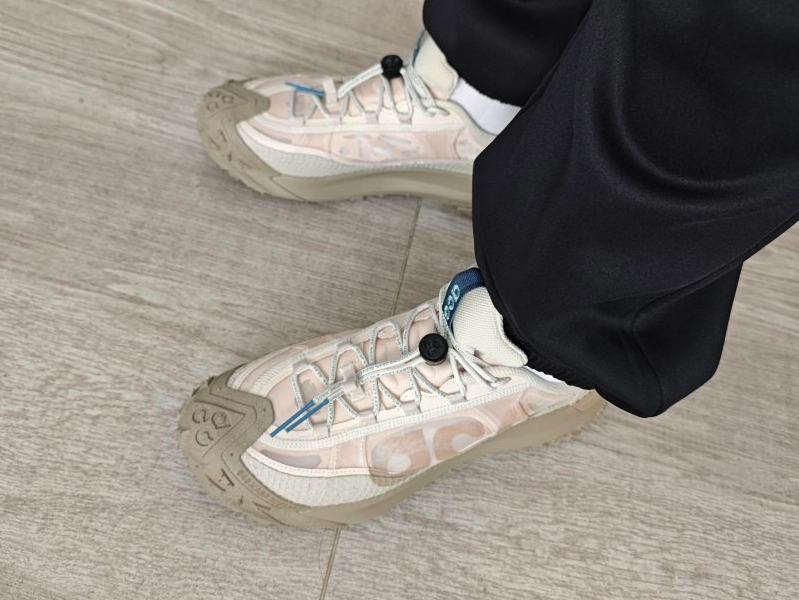 custom review-Nike ACG Mountain Fly 2 Сцепление Низкий Топ Альпинистская Обувь Унисекс Бежевый