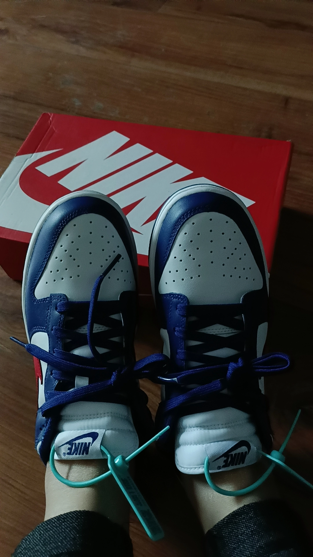 custom review-Nike Dunk Low 'USA' Women's