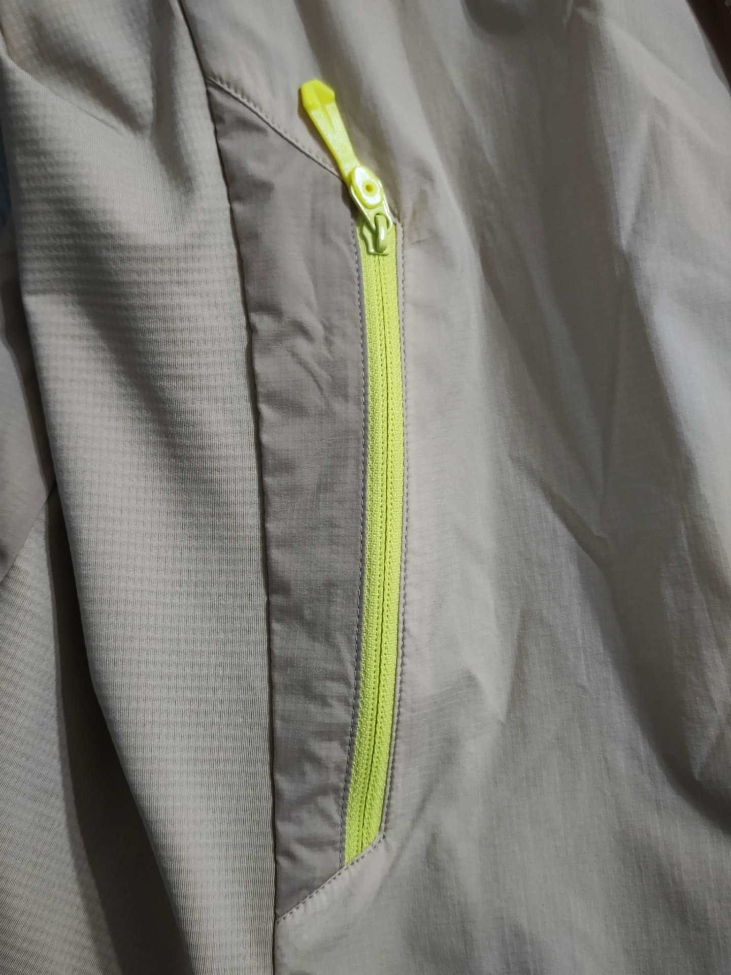 custom review-Arcteryx ATOM LIGHTWEIGHT Пуховая куртка Женская
