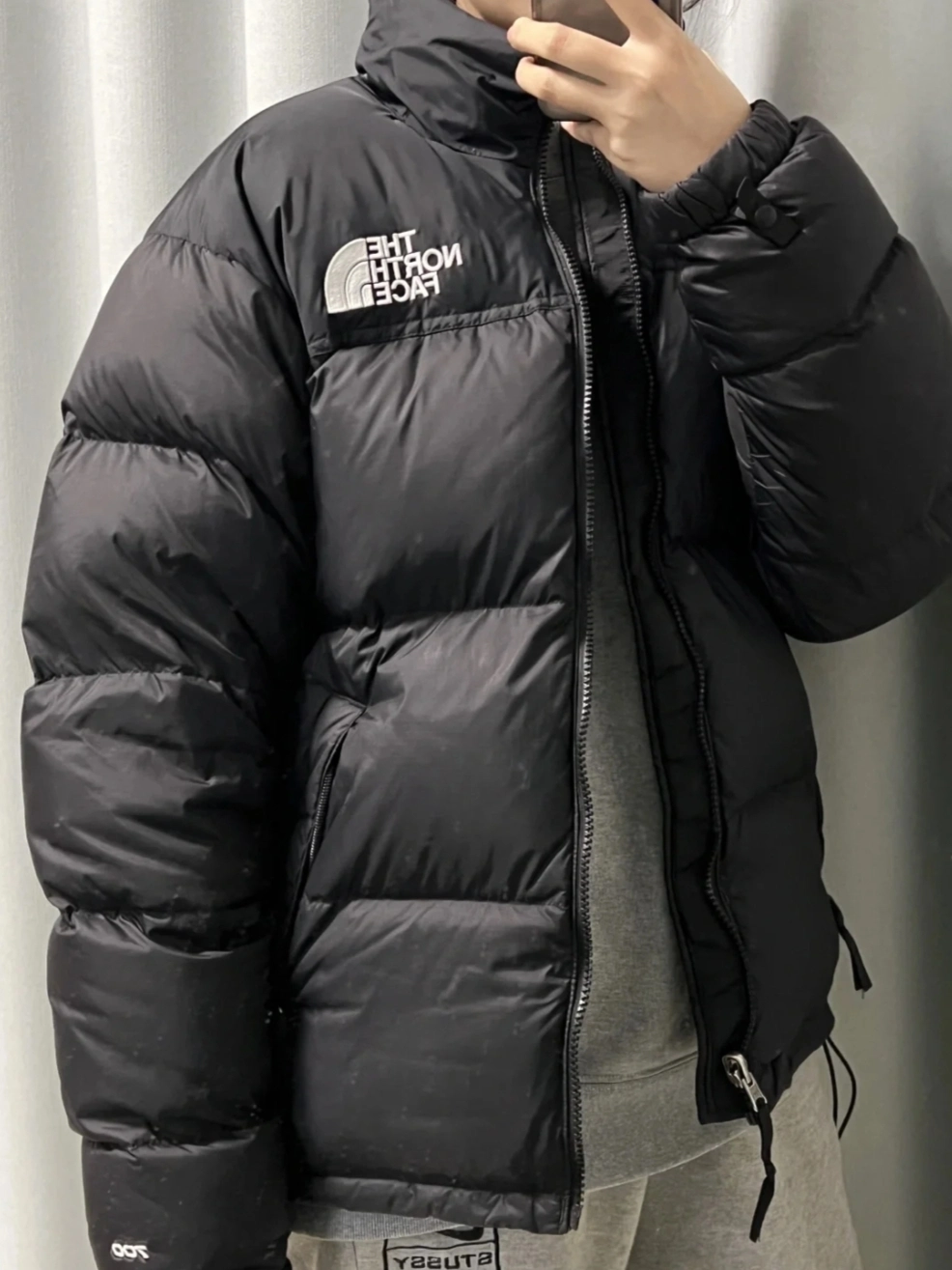北面经典款羽绒服,上身真不错