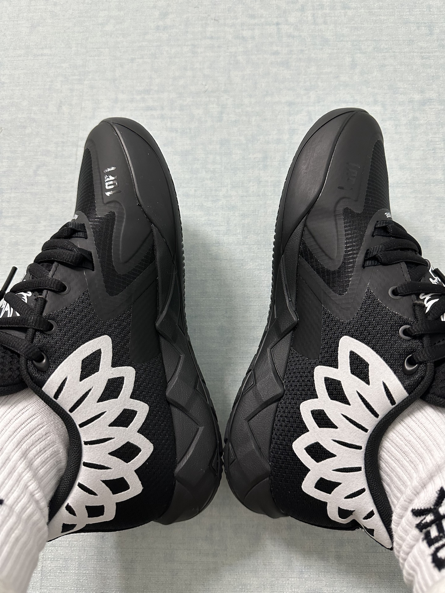 custom review-PUMA MB.01 Low LaMelo Ball 'Team Colors Black'