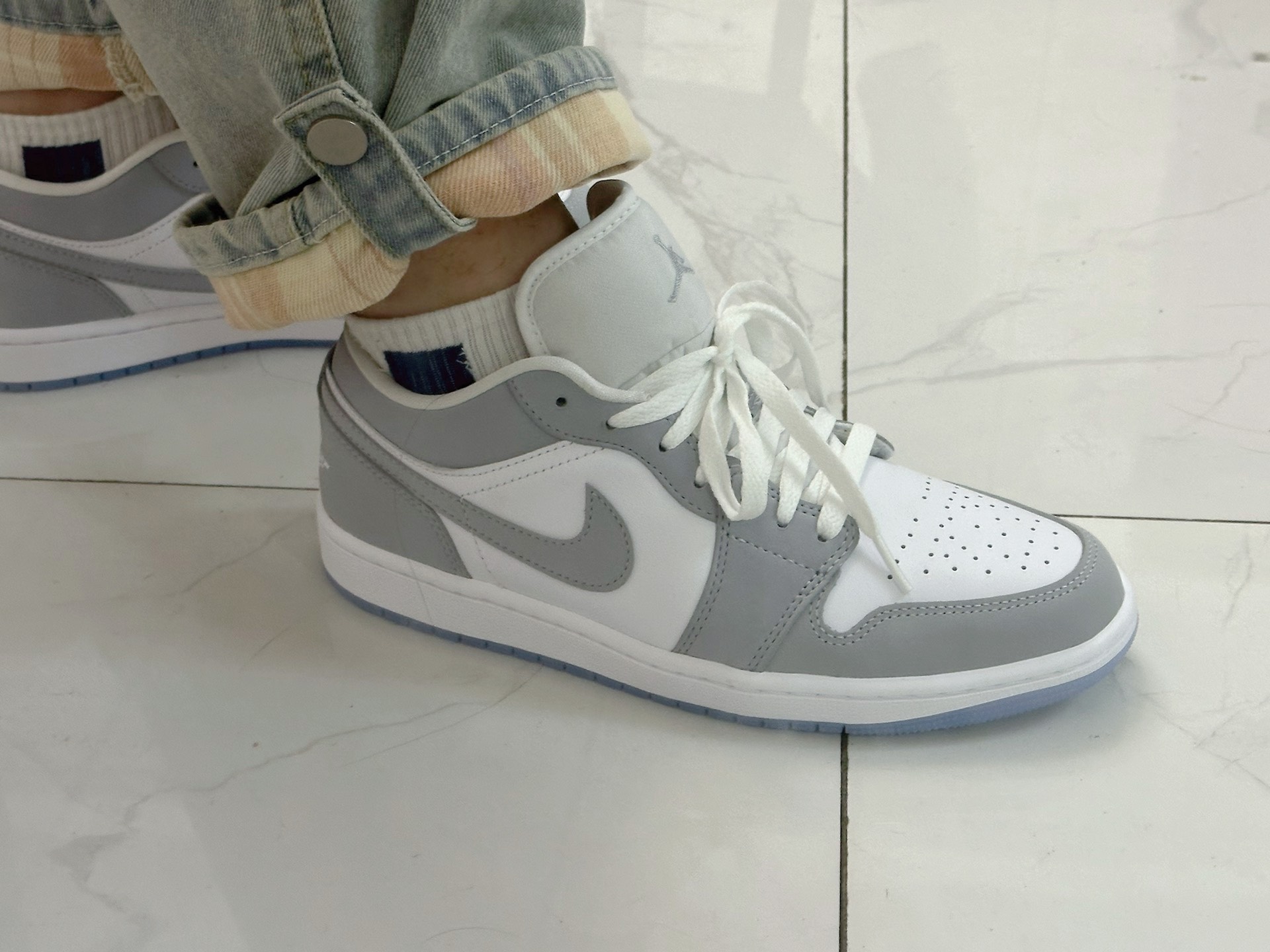 custom review-Jordan 1 Low Wolf Grey Women's
