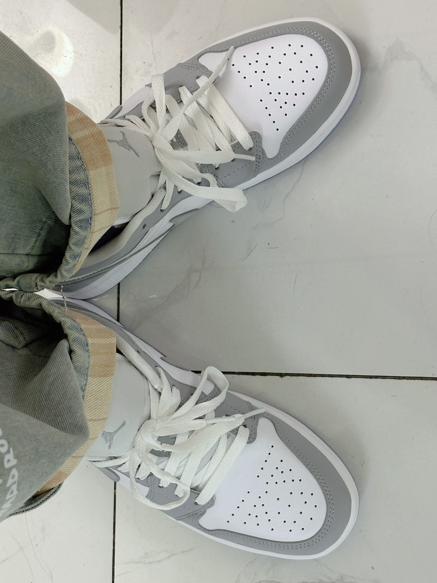 custom review-Jordan 1 Low Wolf Grey Women's