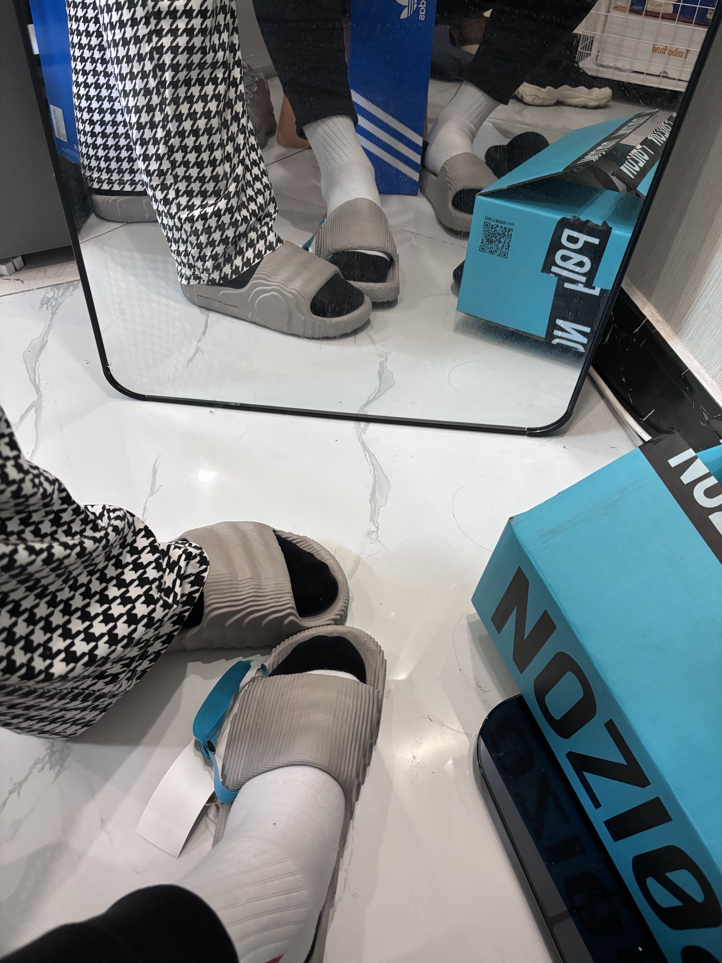 custom review-adidas originals Adilette 22 Сланцы Унисекс Темно-Серый