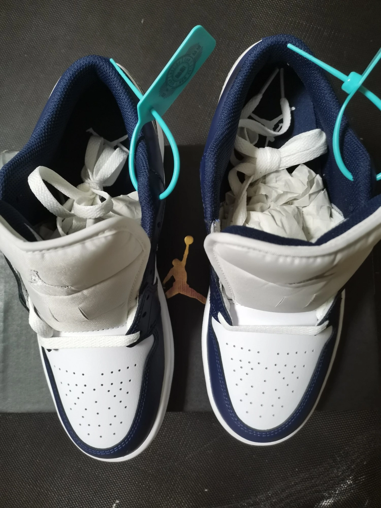 custom review-JORDAN 1 Low Wolf Grey Midnight Navy