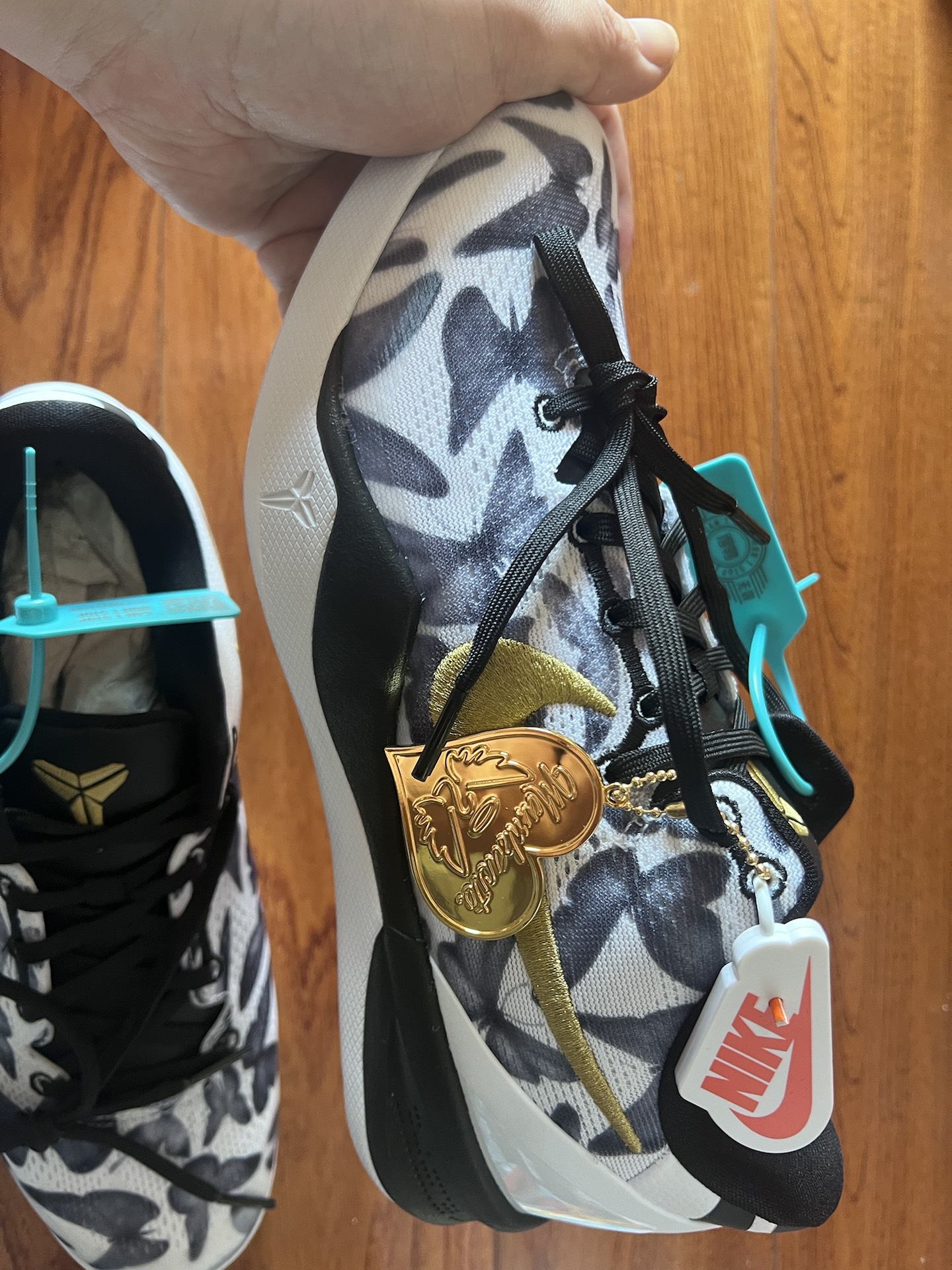 custom review-Nike Kobe 8 Low Топ Баскетбольные Кроссовки Унисекс Белый Золото Черный