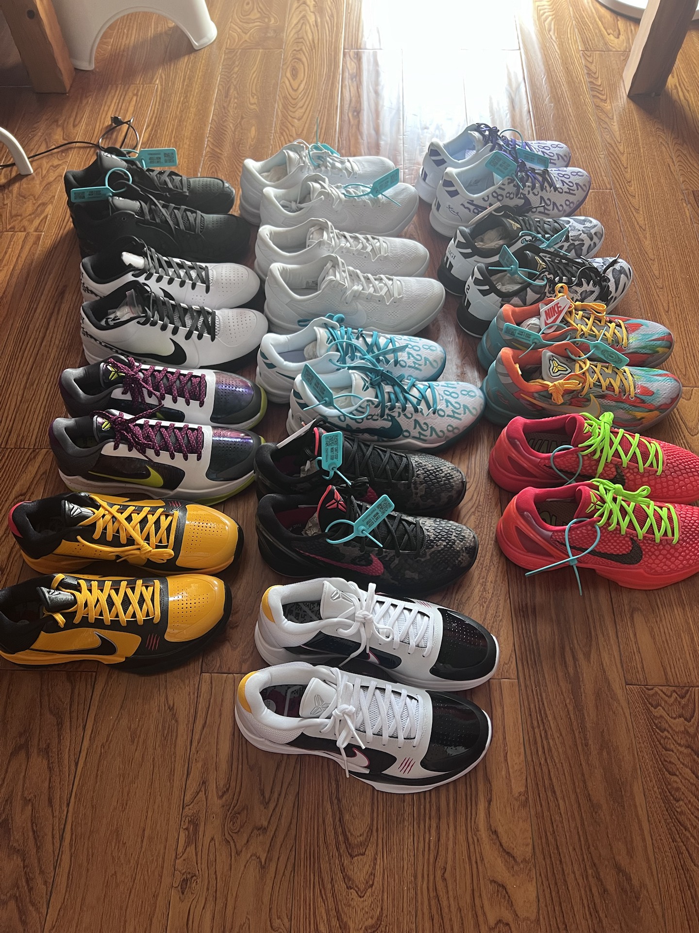 custom review-Nike Kobe 8 Low Топ Баскетбольные Кроссовки Унисекс Белый Золото Черный