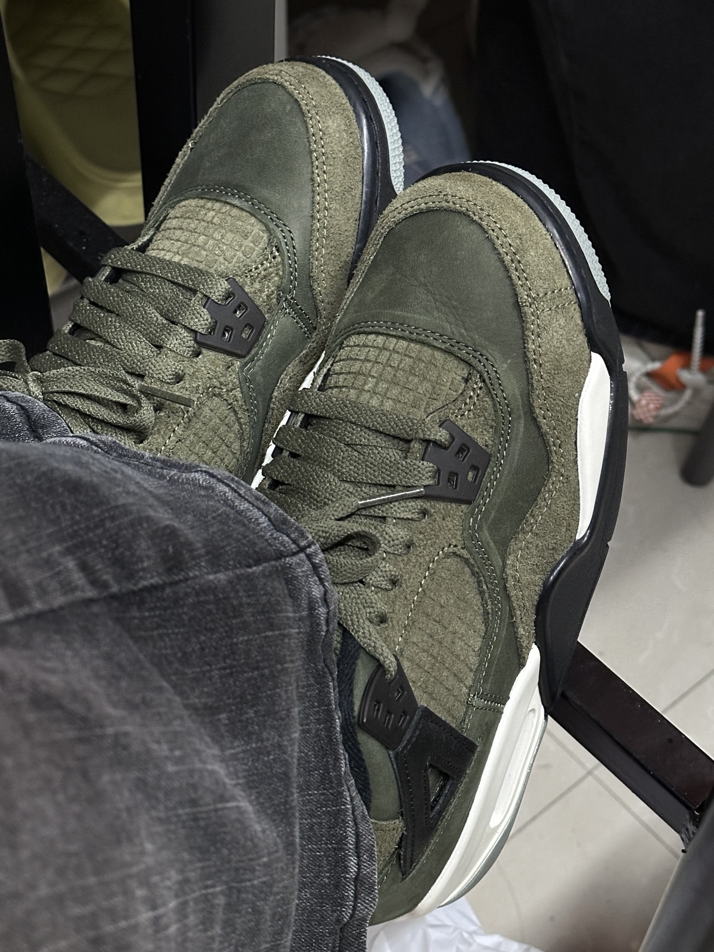 custom review-Jordan 4 Retro SE 'Craft Medium Olive' GS