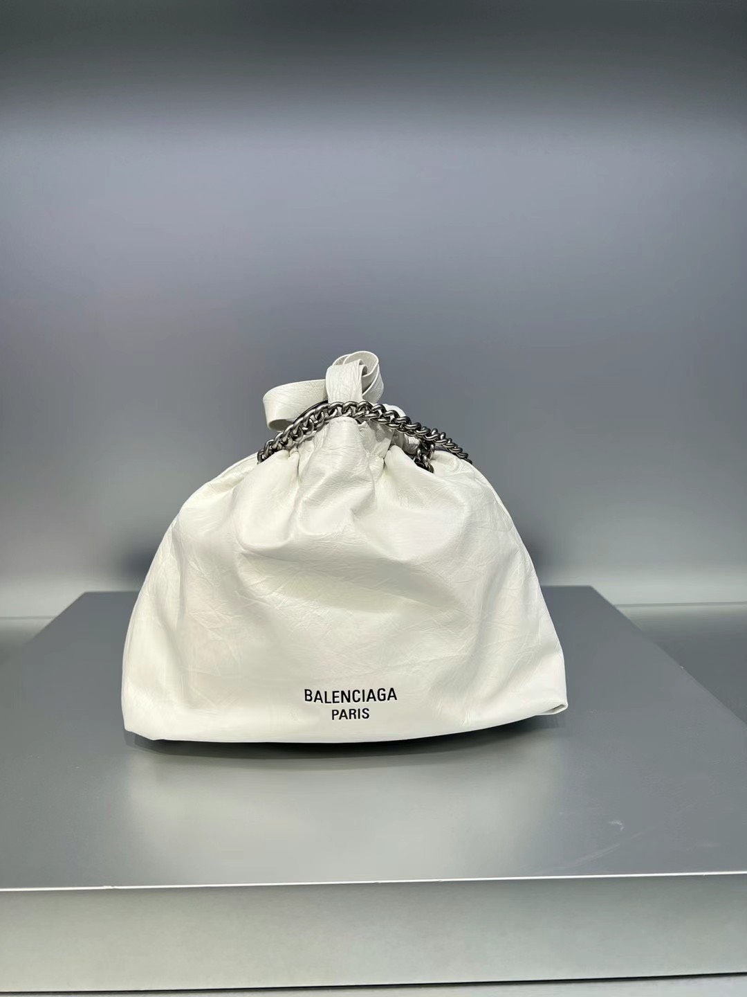 巴黎世家 黑白福袋