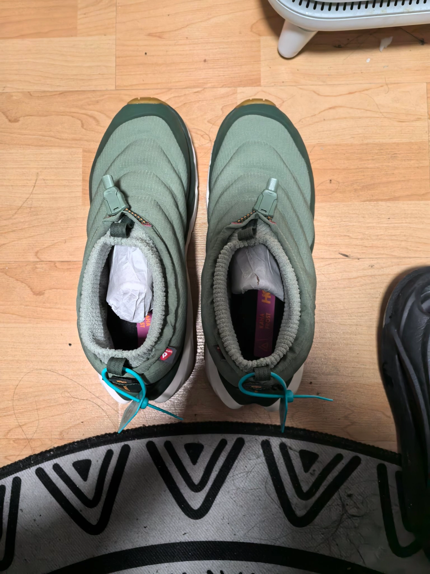 custom review-HOKA ONE ONE Kaha 2 Slip-resistant Abrasion-resistant Thermal MID Top Hiking Shoes Unisex Green HOKA ONE ONE Kaha 2 Противоскользящий Износостойкий Термический MID Топ Походная обувь Унисекс Зеленый