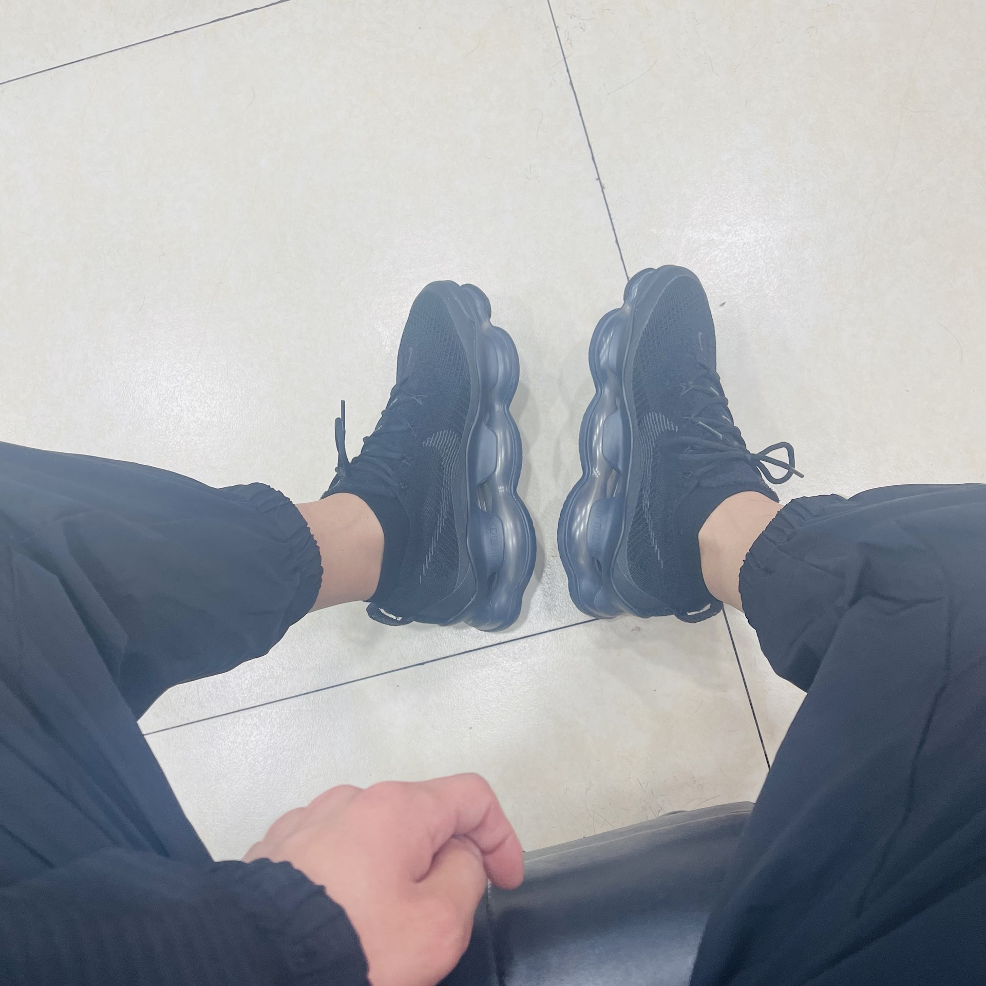 custom review-Nike Air Max Scorpion Амортизация Износостойкий Низкий Топ Повседневные Беговые кроссовки Женские Черные Переработанный Материал