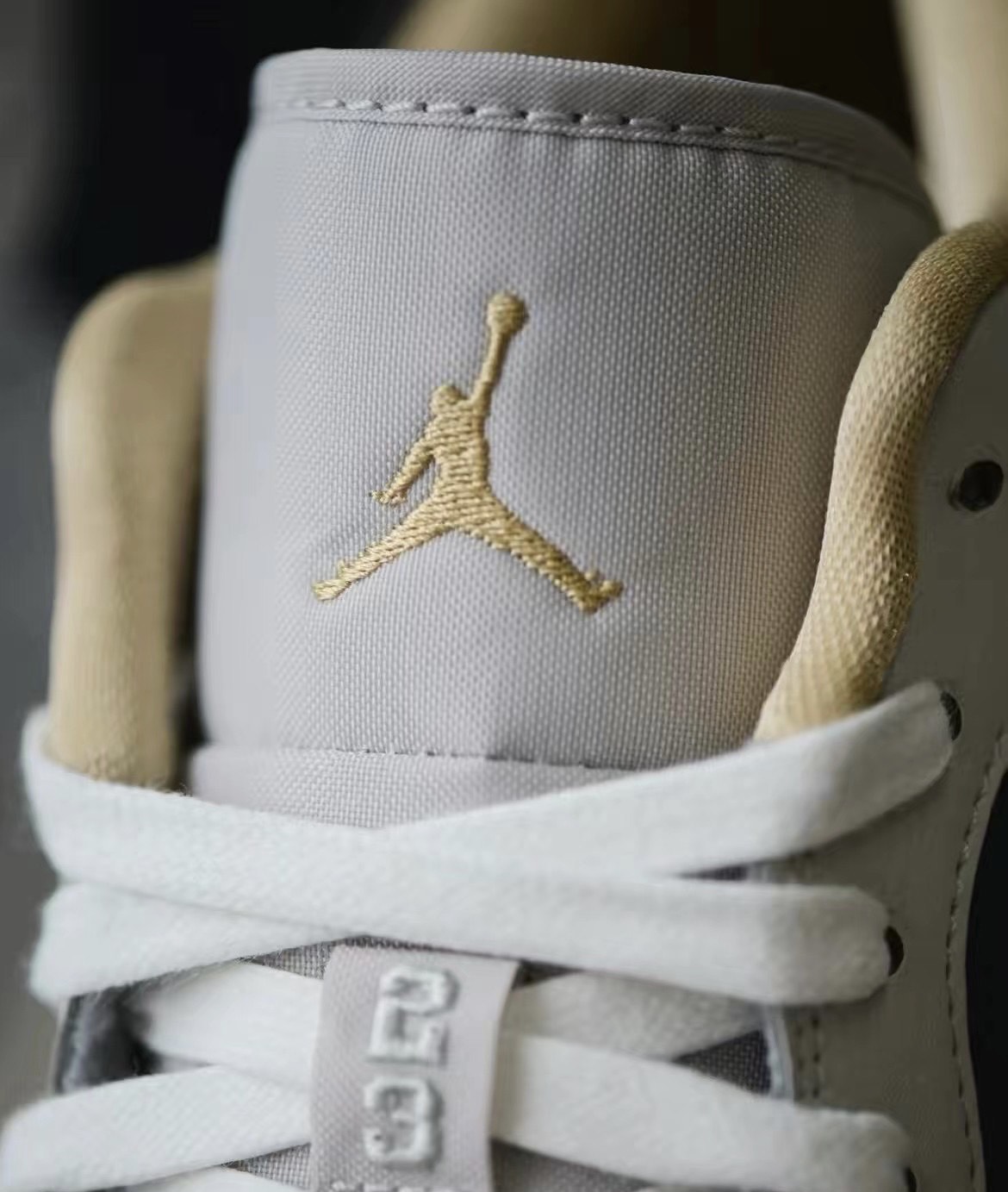 custom review-Jordan Air Jordan 1 Low SE Low Топ Винтажные баскетбольные кроссовки Мужской Черный Серый