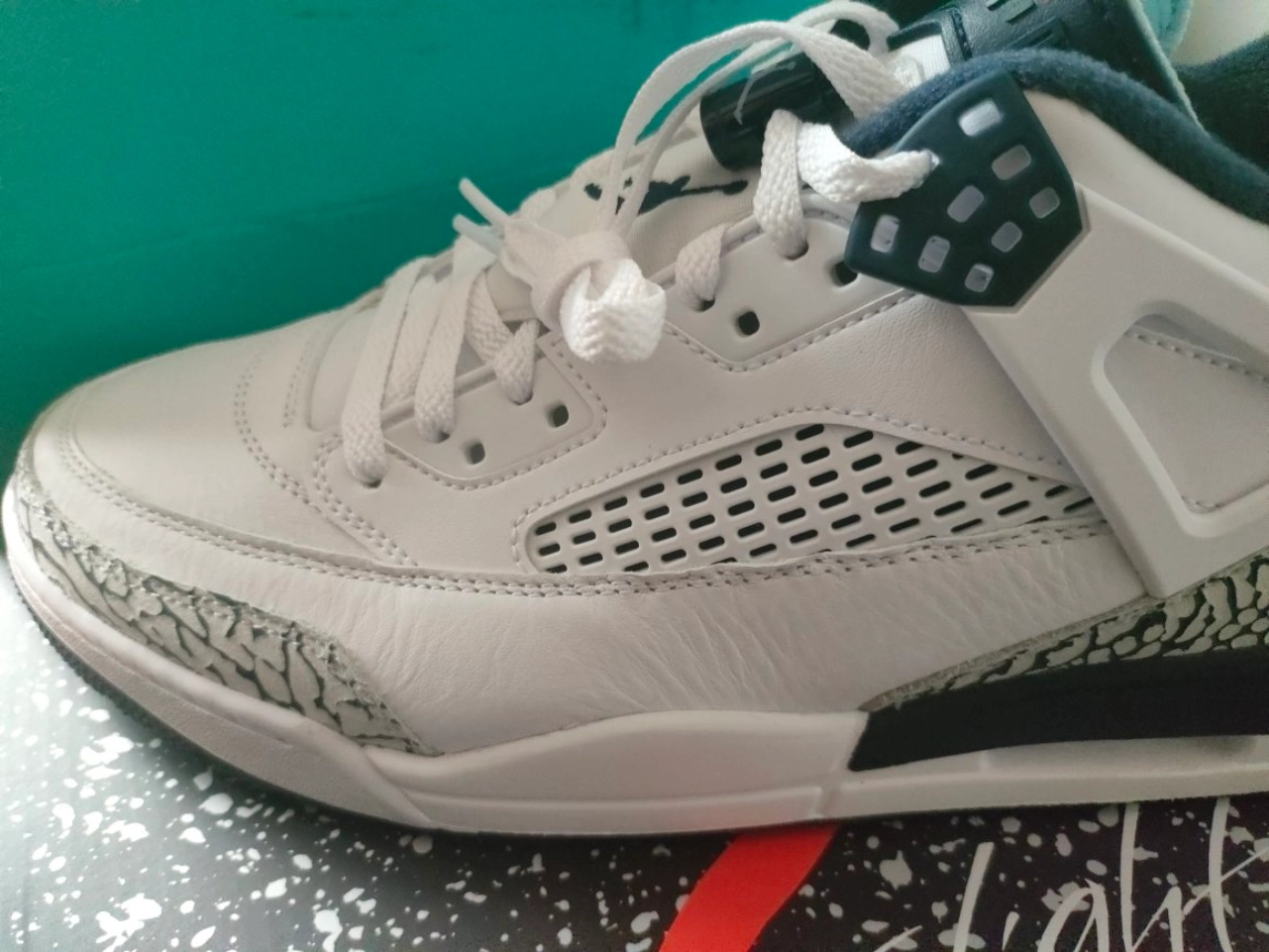 custom review-Jordan Spizike Low Obsidian