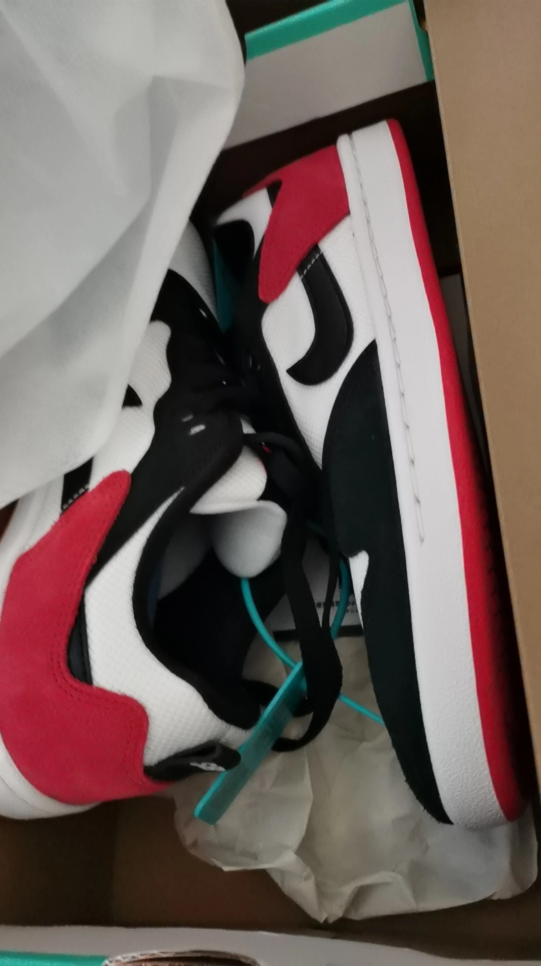 custom review-Nike SB Alleyoop Покрытие Slip-Resistant Низкие Кроссовки для Скейтбординга Мужские Черные Белые Красные