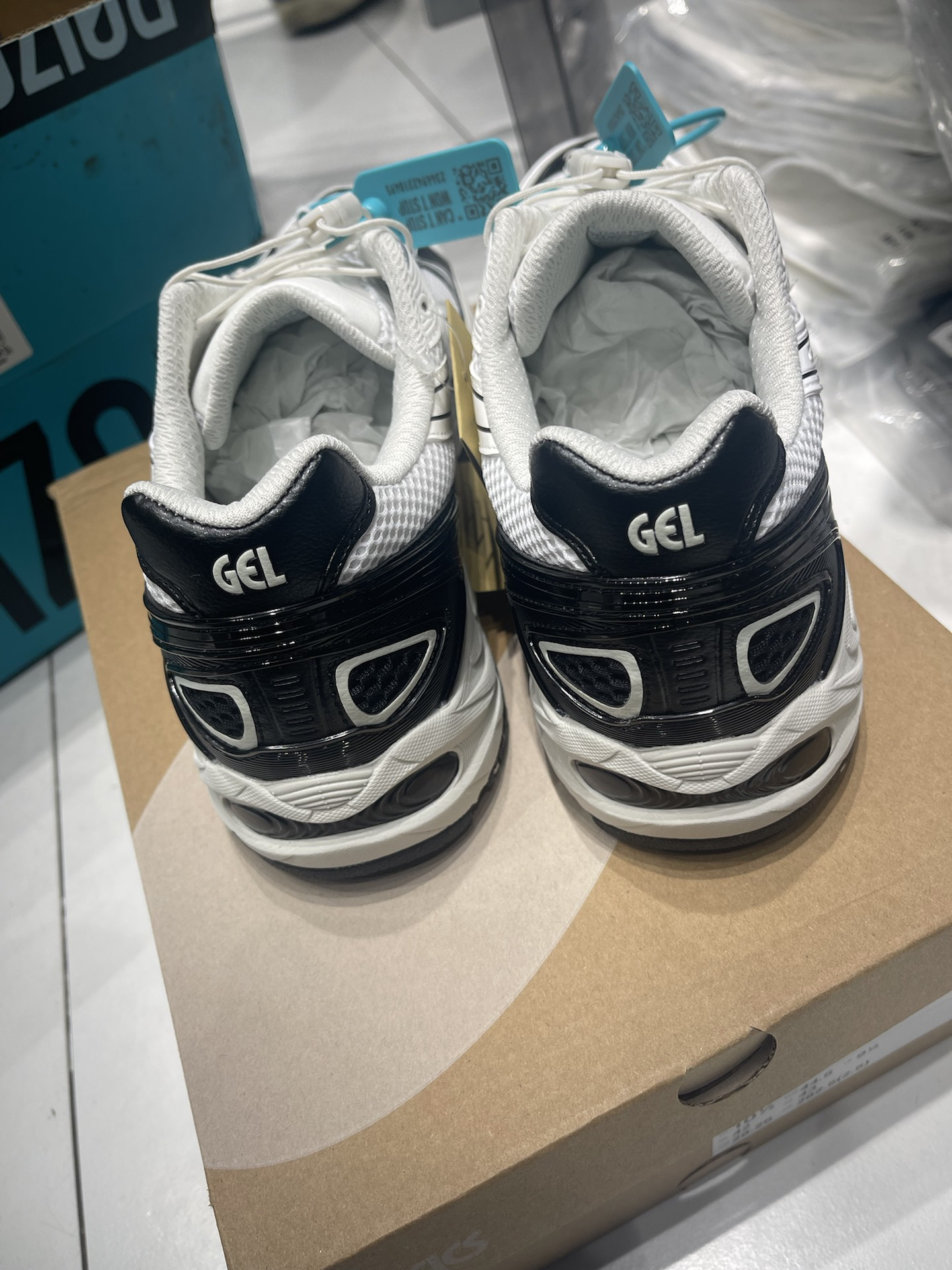 custom review-ASICS Gel Kahana TR V4 Low Топ Повседневная обувь Мужская Черный Белый