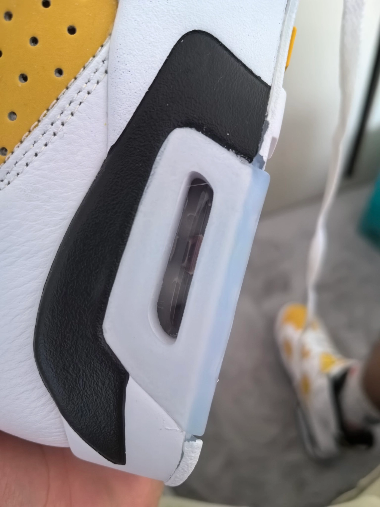 custom review-Jordan Air Jordan 6 'Желтый охристый' MID Топ Винтажные баскетбольные кроссовки Мужской Белый желтый