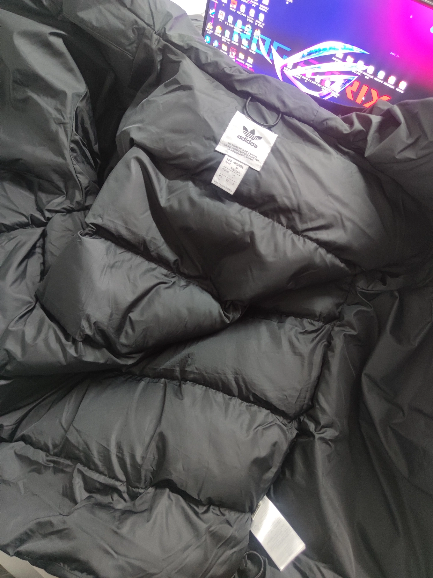 custom review-Adidas Originals Puffer Tonal С капюшоном Пуховая куртка Пуховая куртка Мужской Черный