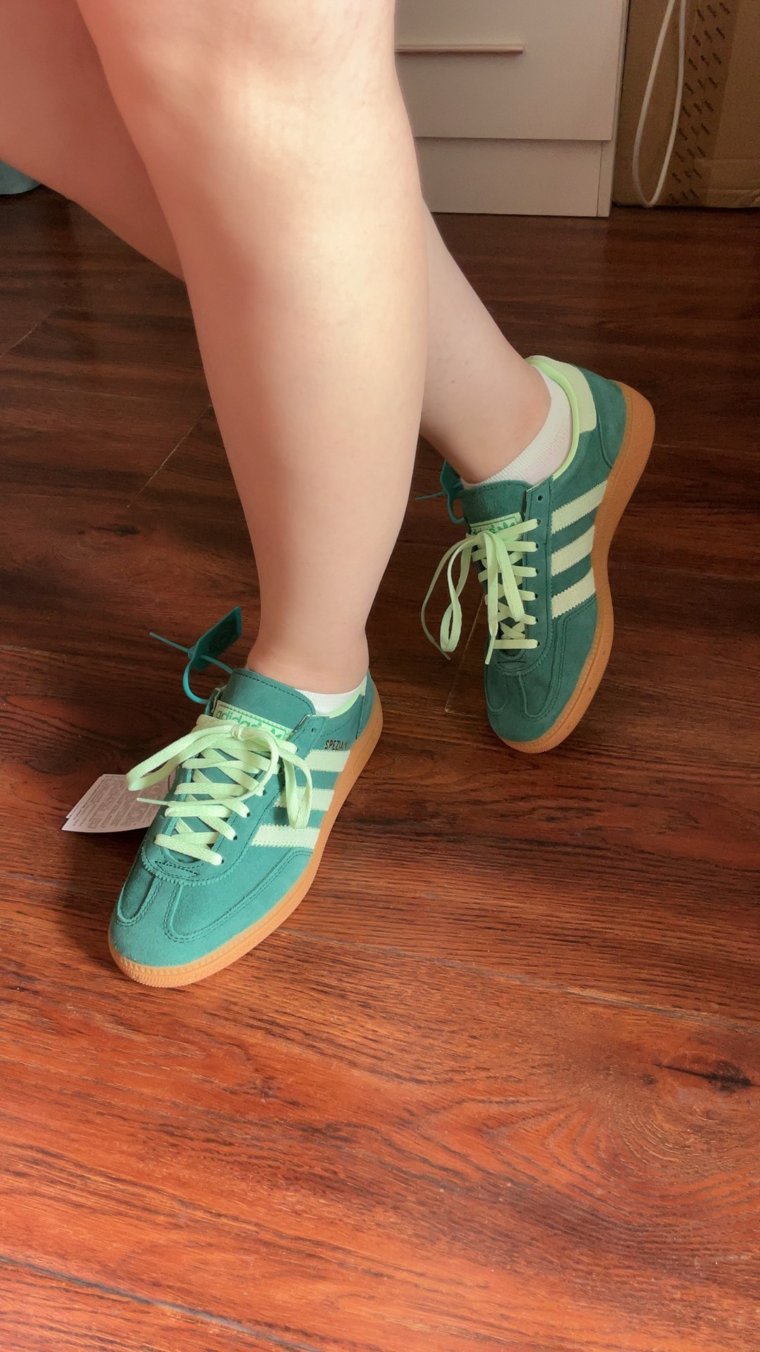 custom review-Adidas Originals HANDBALL SPEZIAL Устойчивые к истиранию Низкие Кроссовки для скейтбординга Женские Зеленые