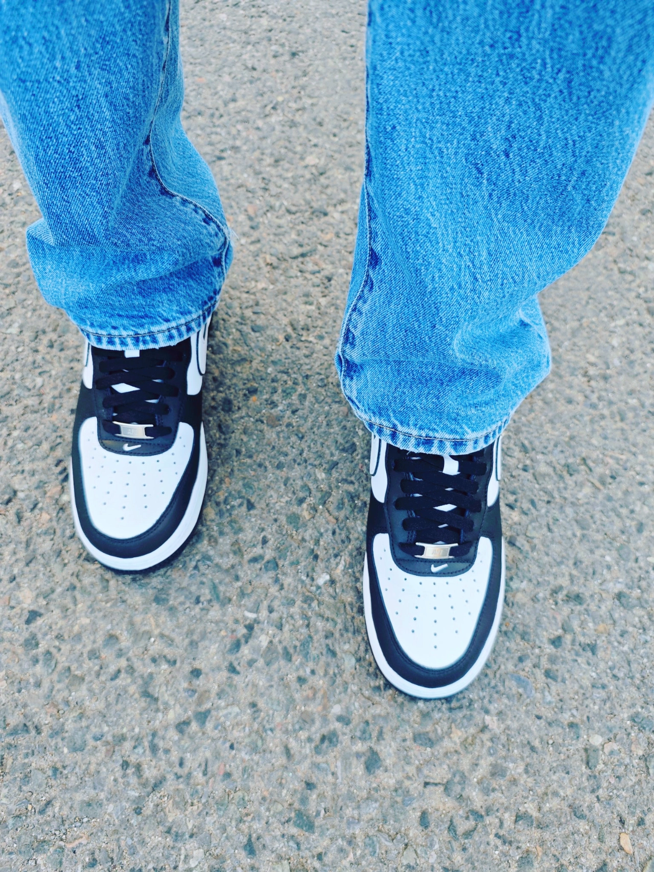 custom review-Nike Air Force 1 Low '07 White Swoosh Panda
