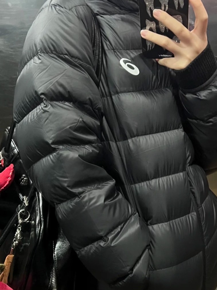 custom review-Asics Пуховик Sports Performance Красный Подростки