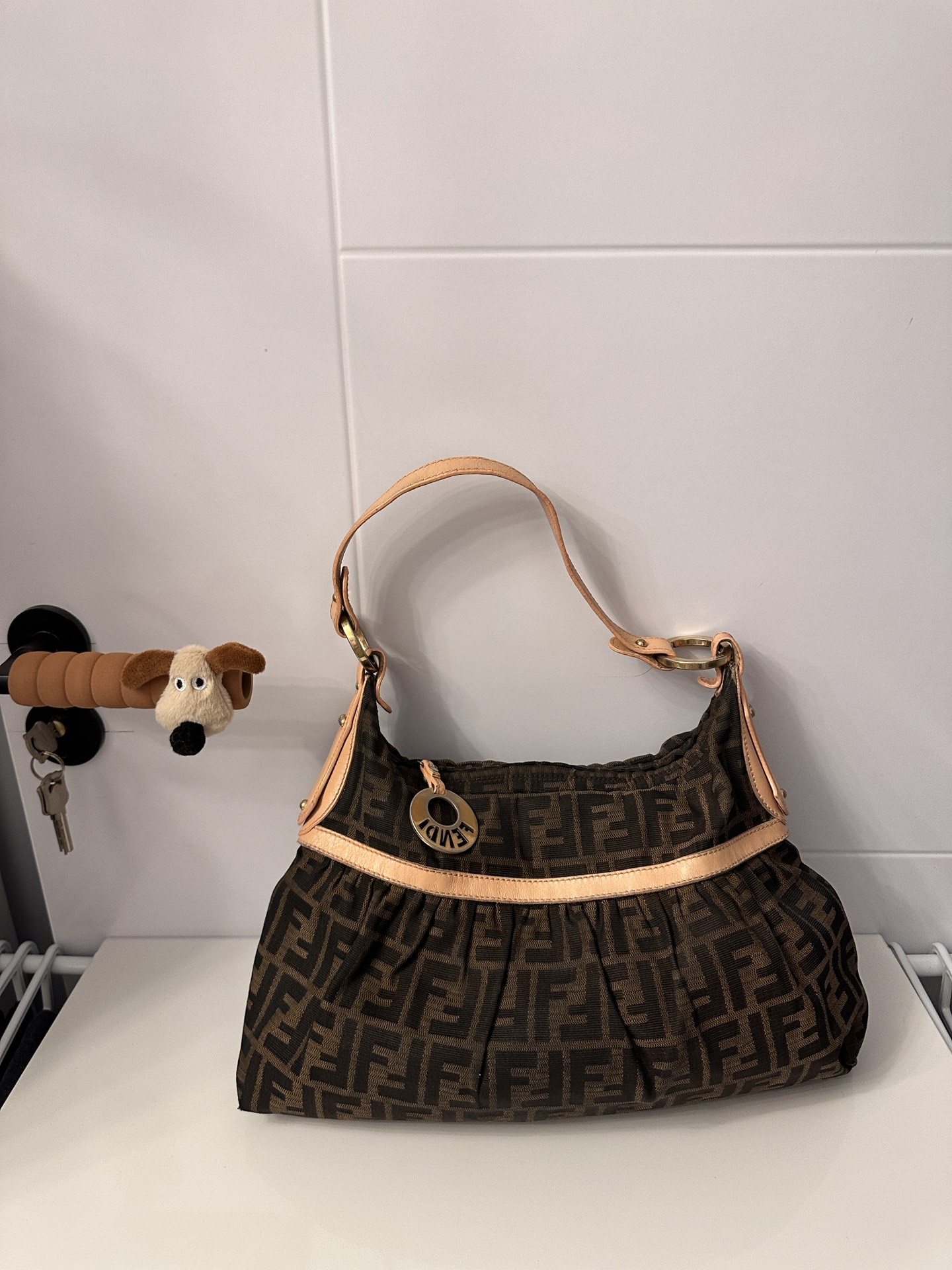 Копии магазин сумки-fendi официальный сайт женские