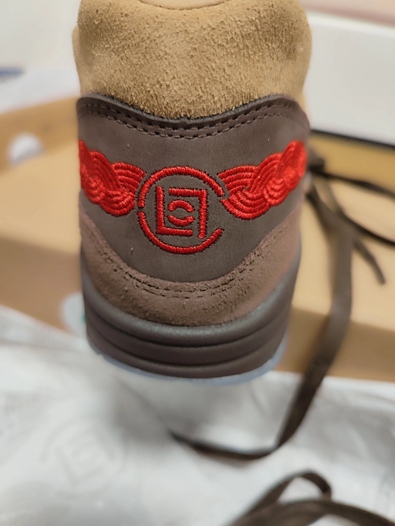 custom review-CLOT x Nike Air Max 1 Low Топ Air Cushion Повседневные Беговые кроссовки Унисекс Коричневый Желтый Китай Ограниченный