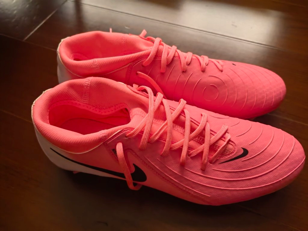 custom review-Nike Phantom Luna 2 Academy Mg Sunset Pulse Black