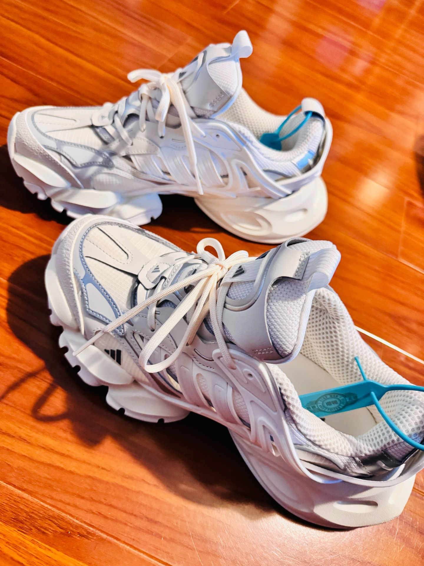 custom review-Adidas VENTO XLG DELUXE Амортизация Низкий Топ Повседневный Городской Коммутирование Беговые кроссовки Унисекс Белый