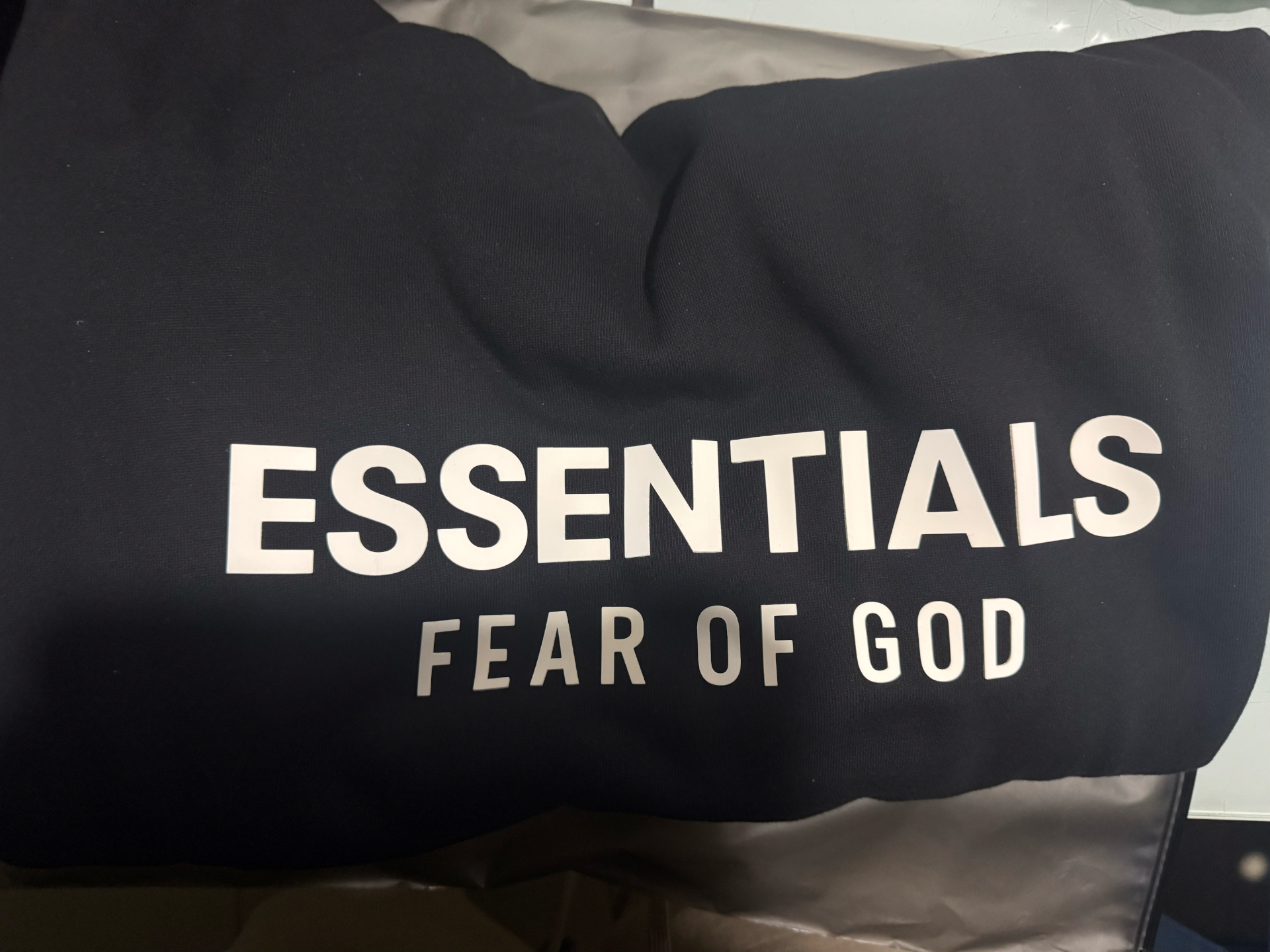 custom review-Fear Of God Essentials Fleece Hoodie FW24